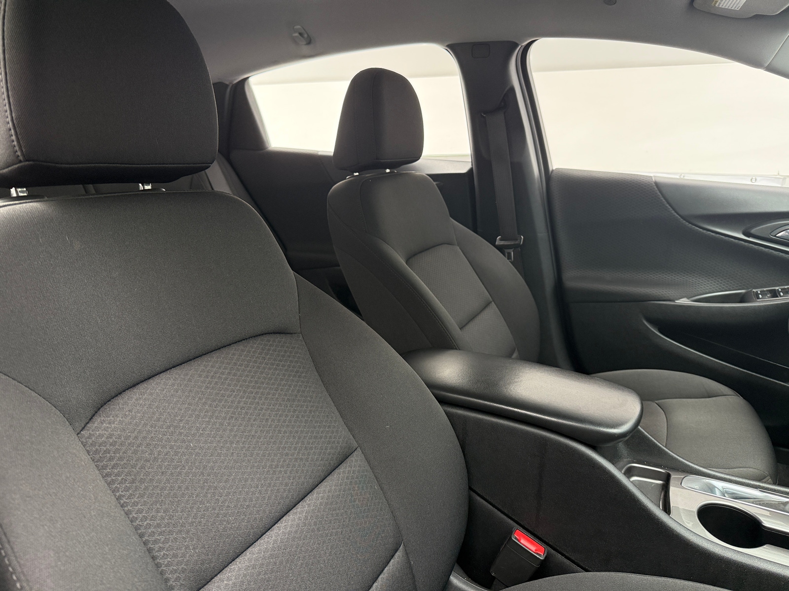 Thumbnail: 2020 Chevrolet Malibu - 2