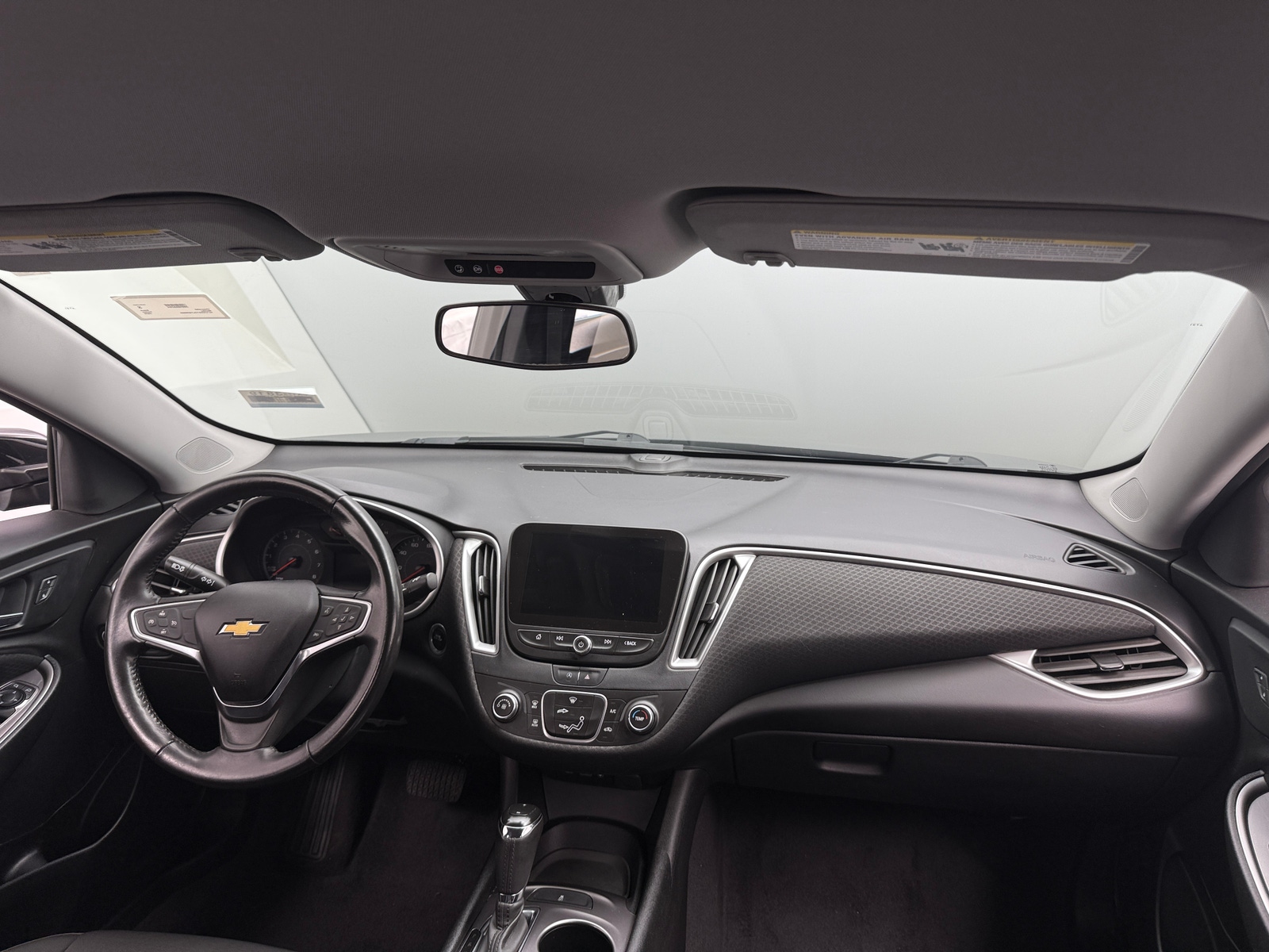 Thumbnail: 2020 Chevrolet Malibu - 3
