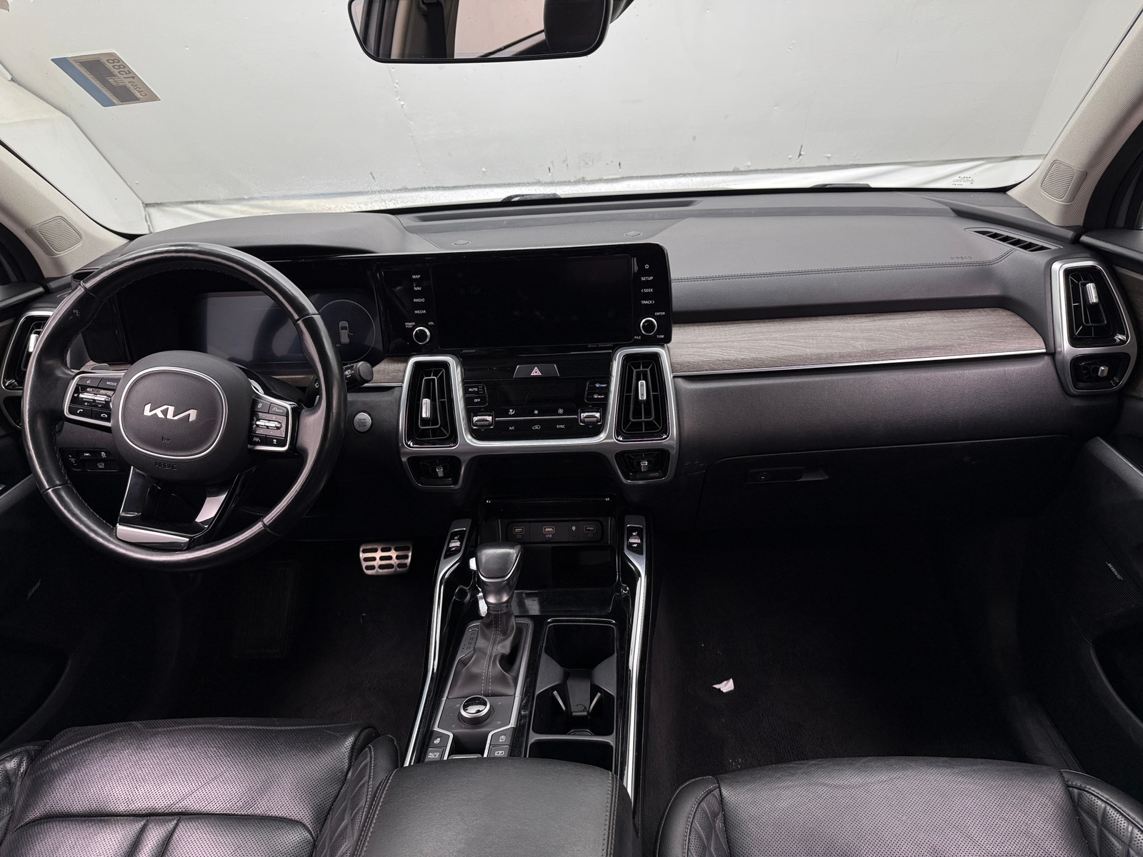 Thumbnail: 2022 Kia Sorento - 2