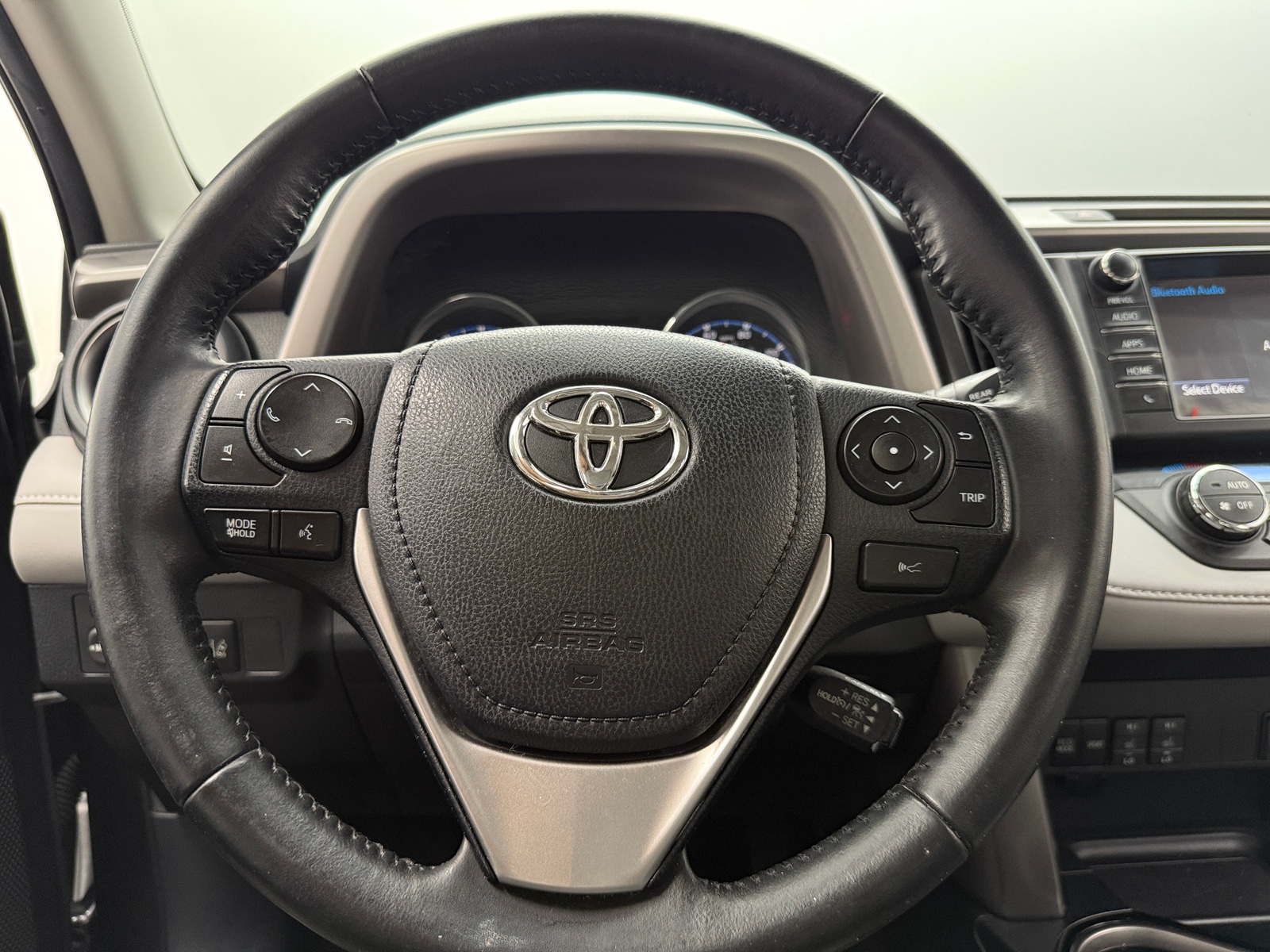 Thumbnail: 2018 Toyota RAV4 - 4
