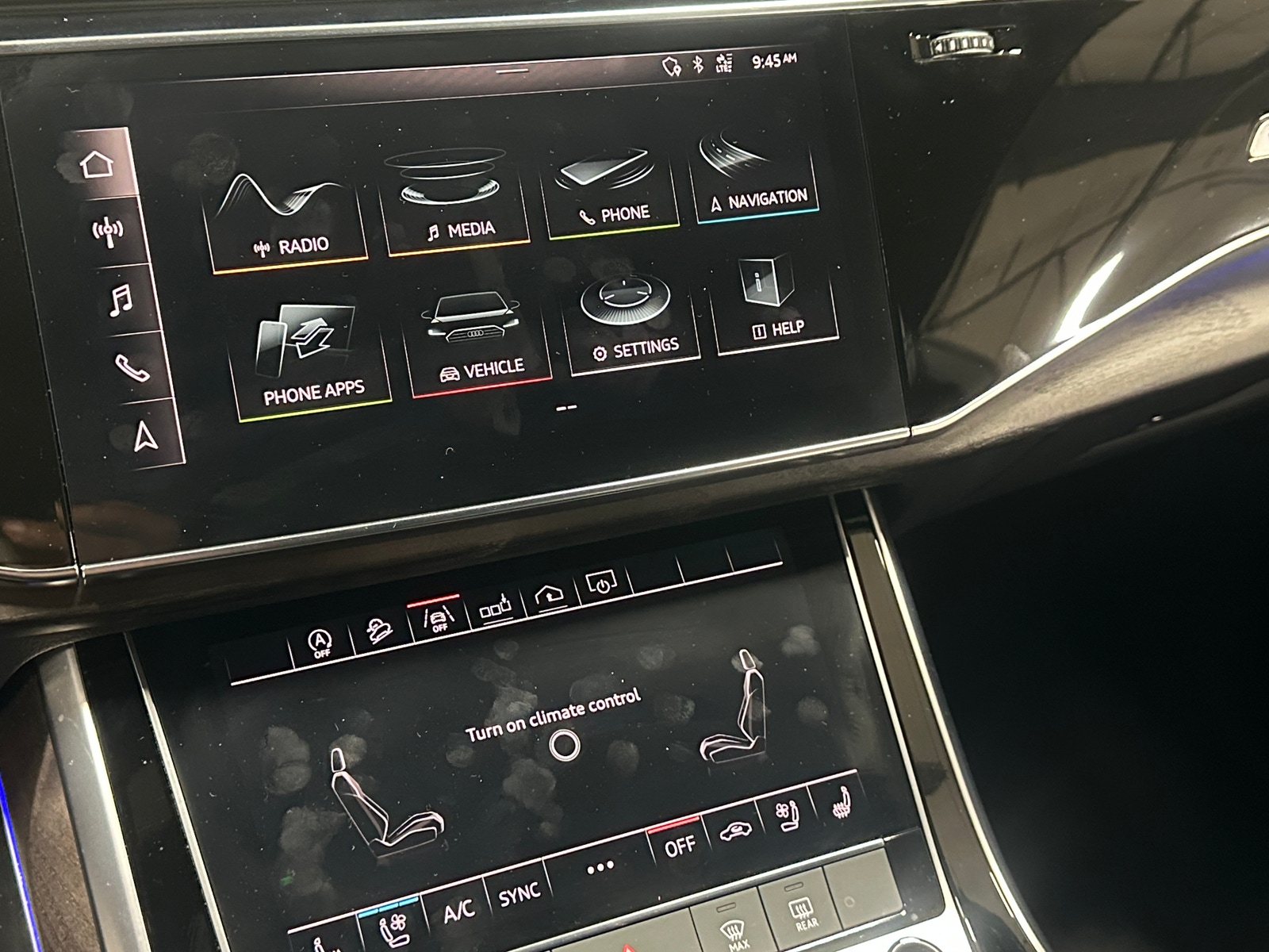 Thumbnail: 2019 Audi Q8 - 3