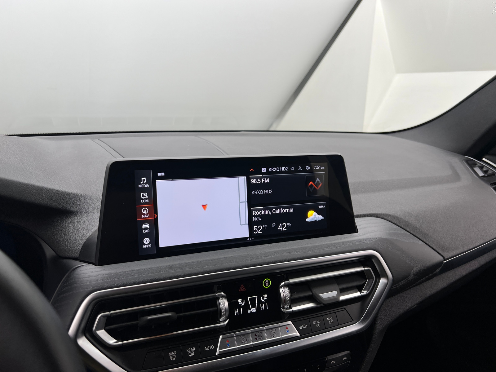 Thumbnail: 2023 BMW X3 - 3