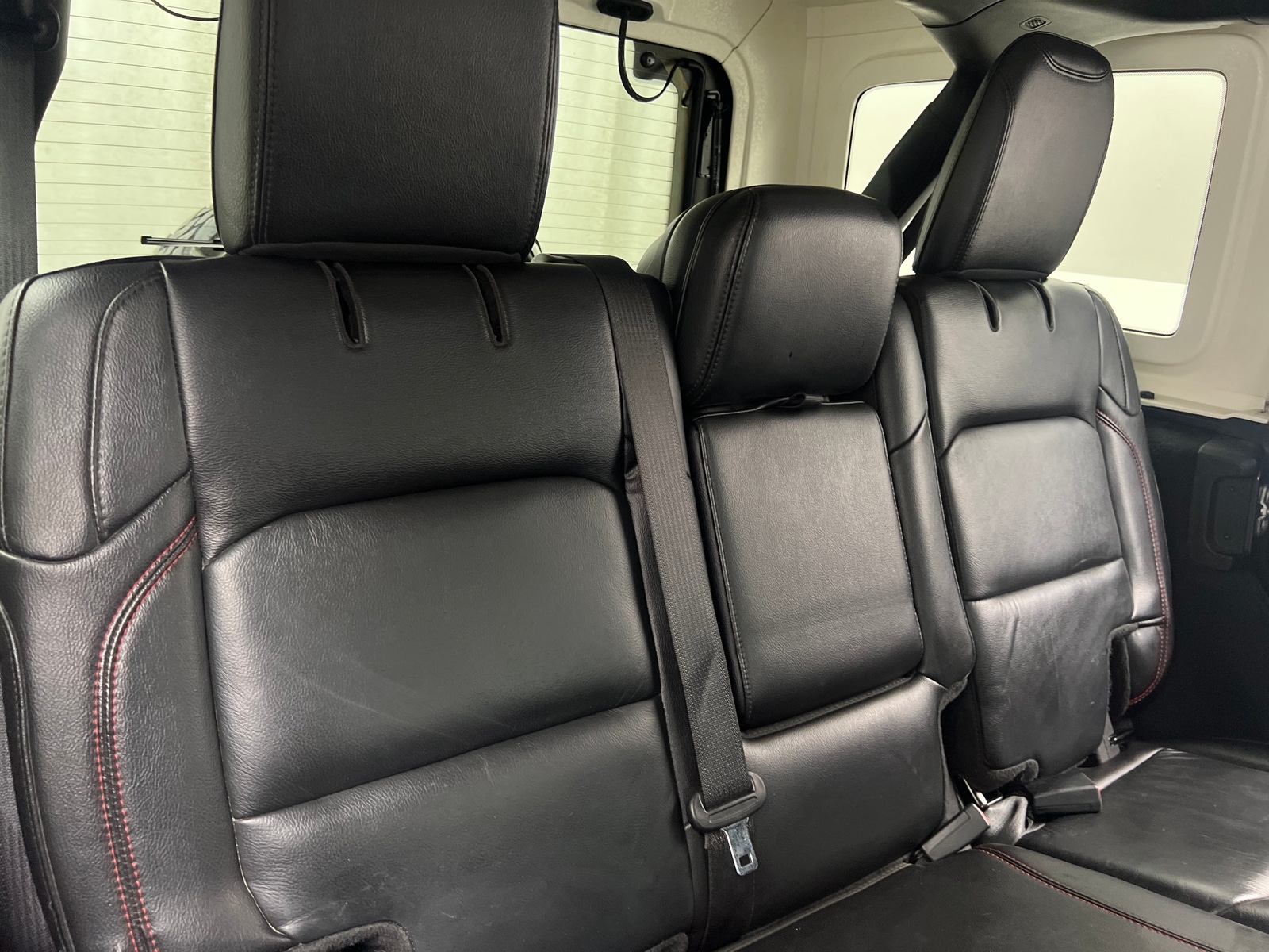 Thumbnail: 2019 Jeep Wrangler - 6