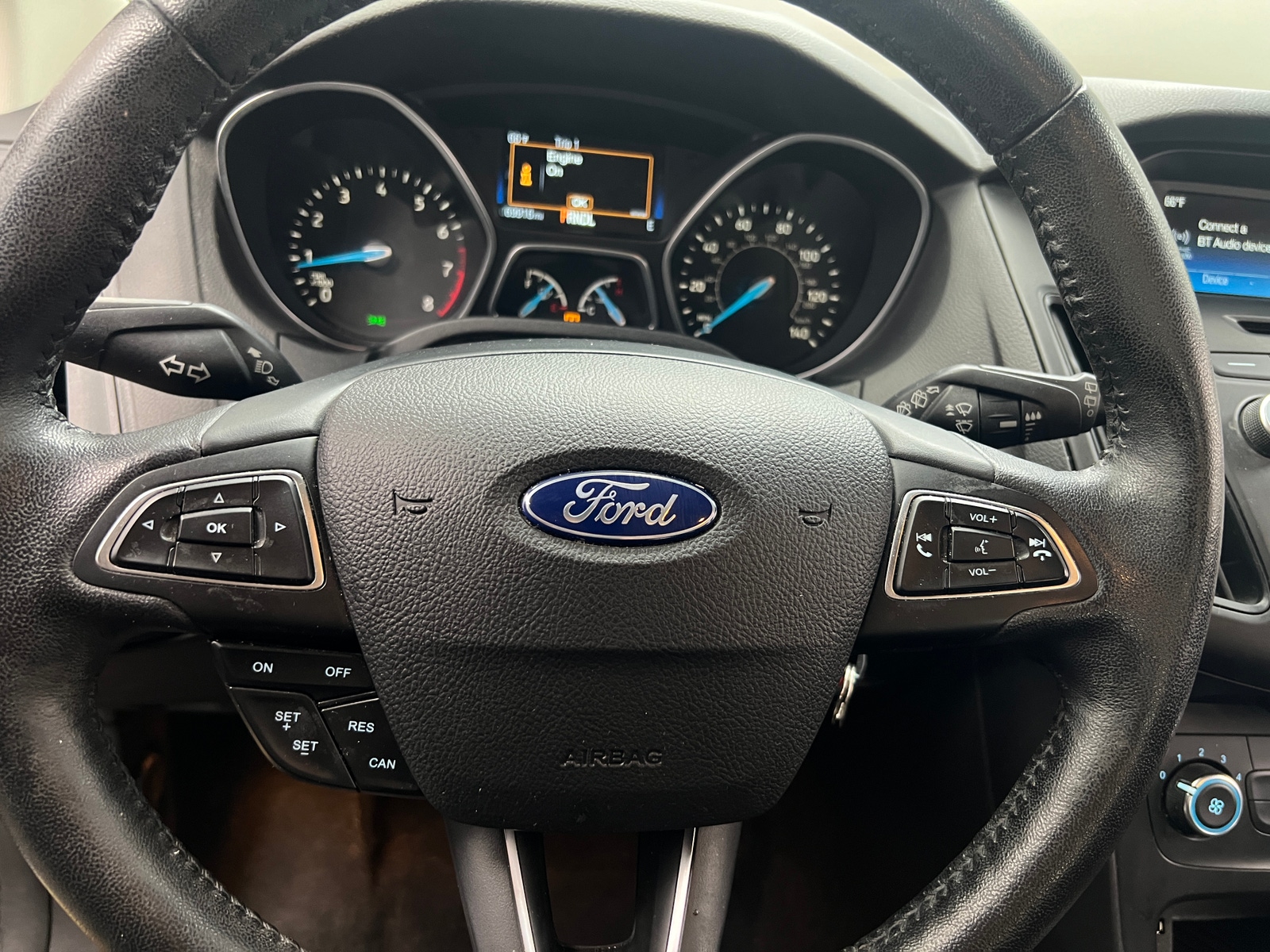 Thumbnail: 2016 Ford Focus - 5