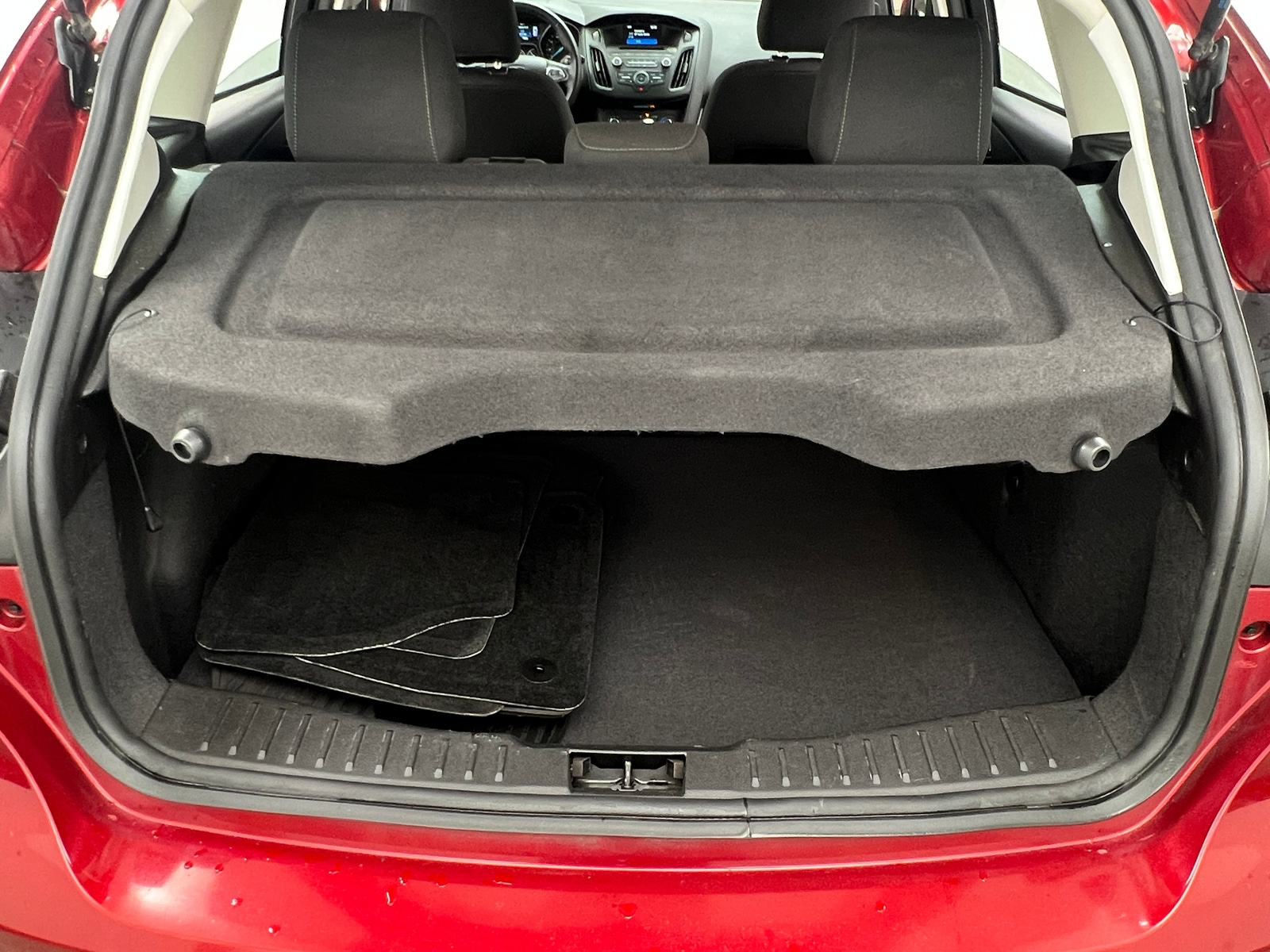 Thumbnail: 2016 Ford Focus - 7