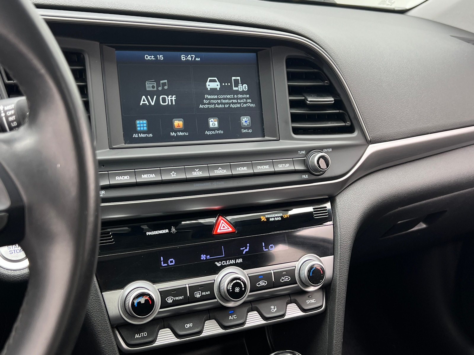 Thumbnail: 2019 Hyundai Elantra - 4