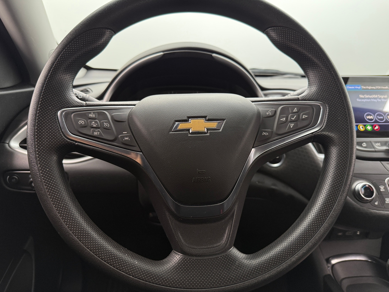 Thumbnail: 2024 Chevrolet Malibu - 5