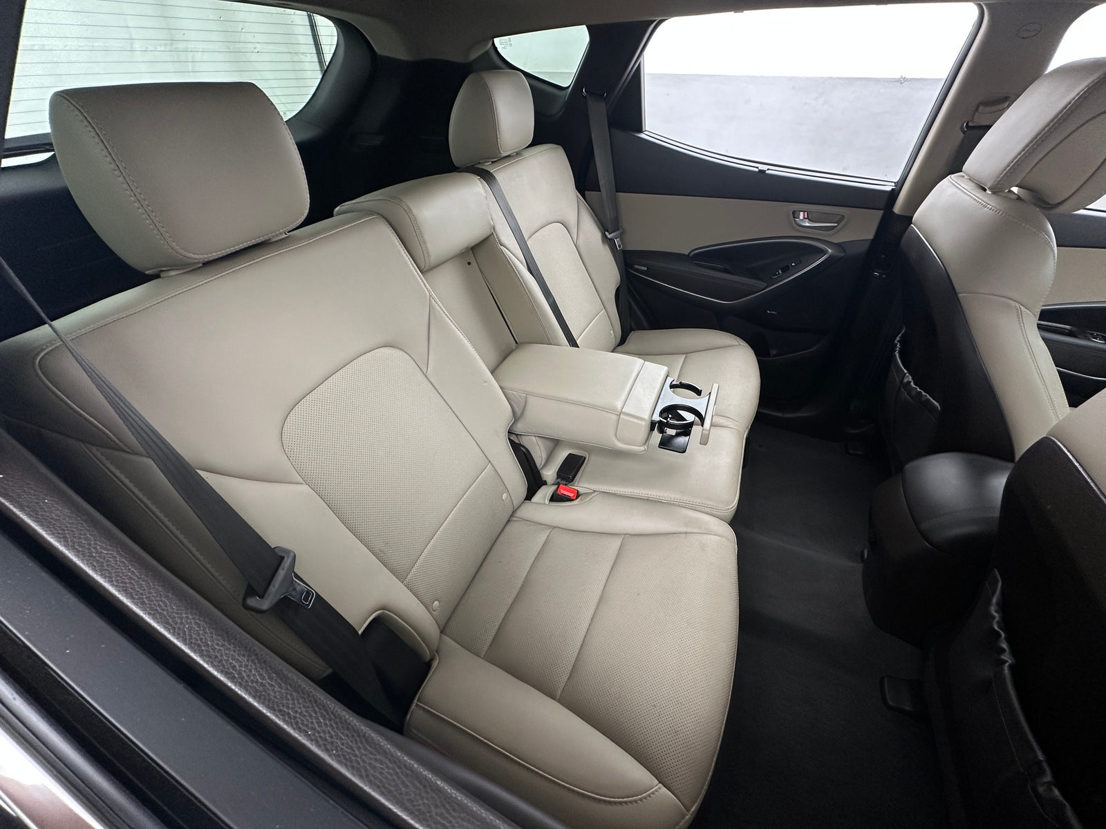 Thumbnail: 2017 Hyundai Santa Fe - 5