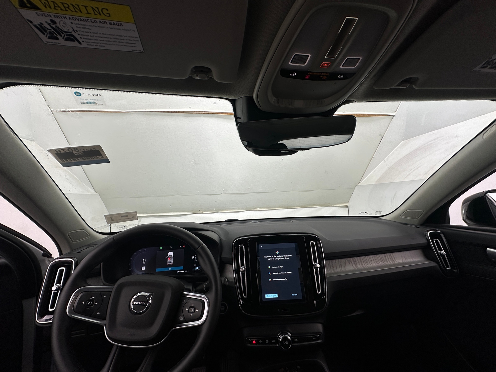 Thumbnail: 2025 Volvo XC40 - 2