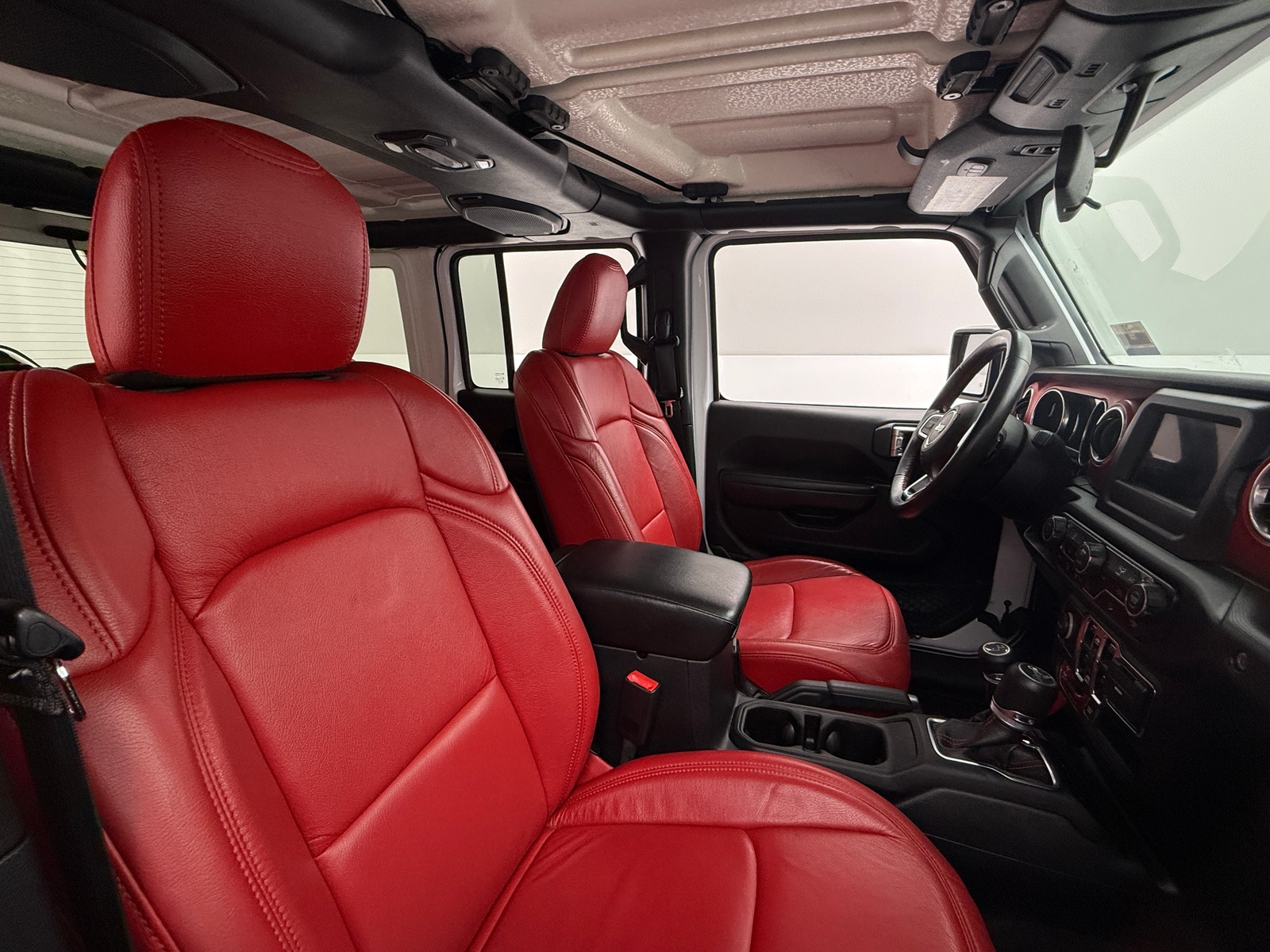 Thumbnail: 2019 Jeep Wrangler - 2