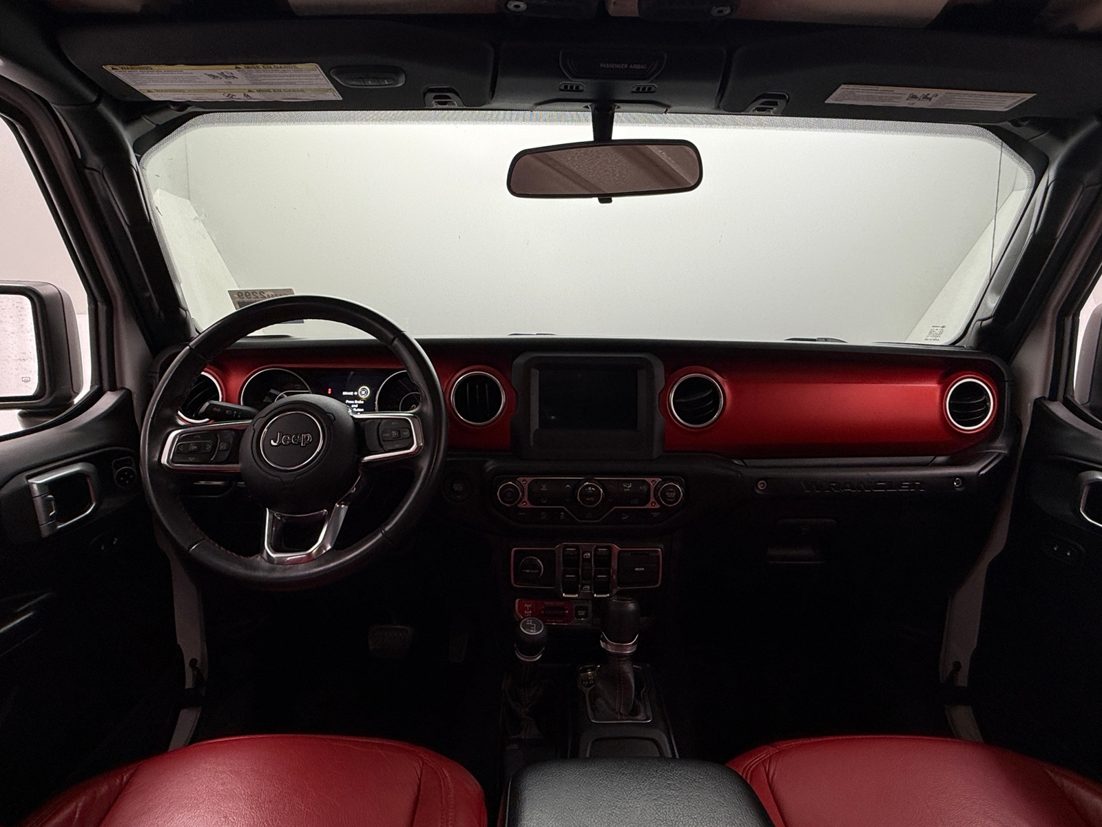 Thumbnail: 2019 Jeep Wrangler - 3
