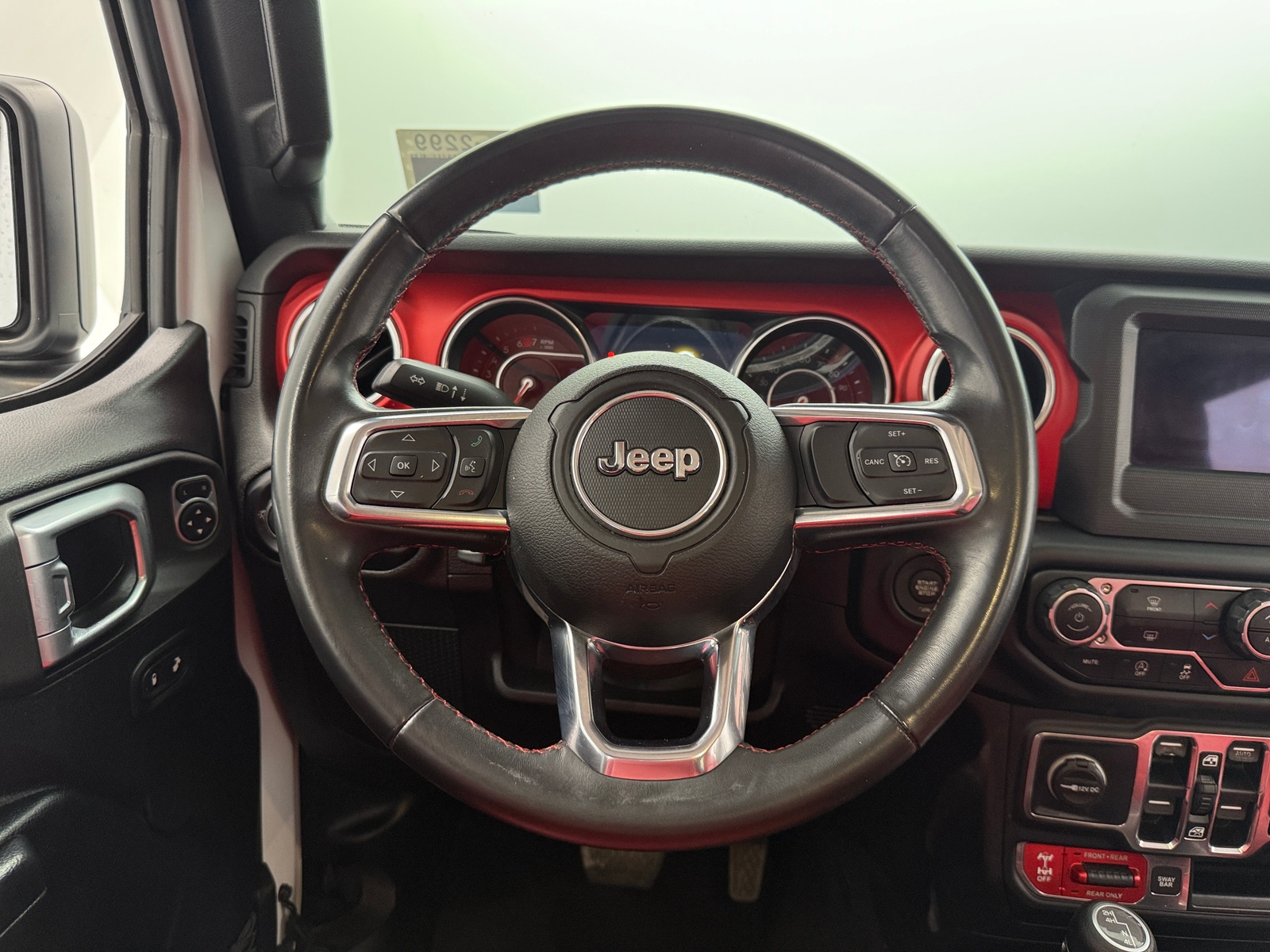 Thumbnail: 2019 Jeep Wrangler - 5