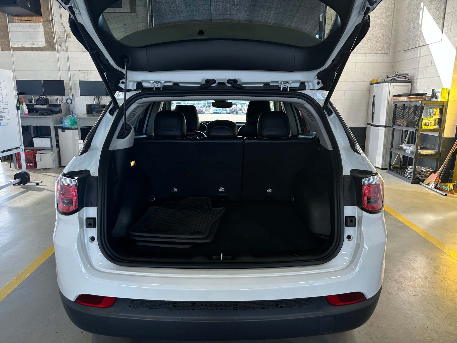 Thumbnail: 2022 Jeep Compass - 7