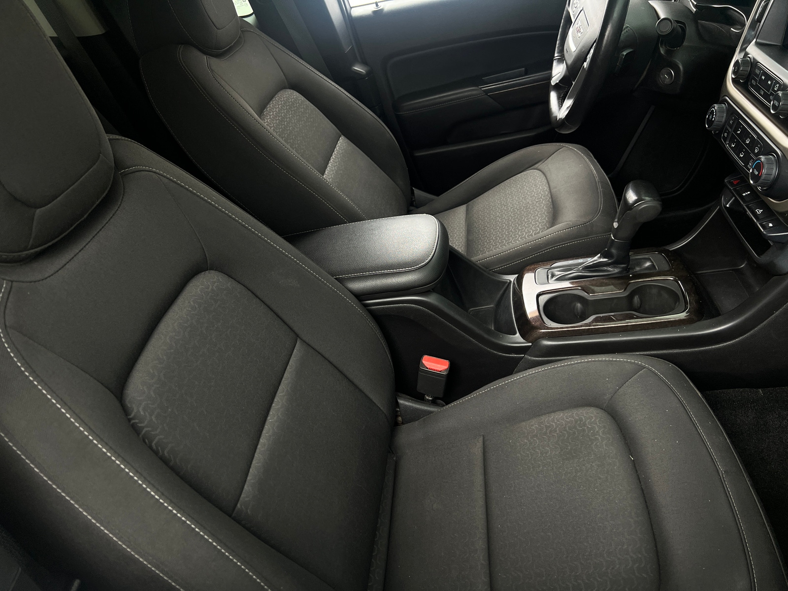Thumbnail: 2018 GMC Canyon - 2