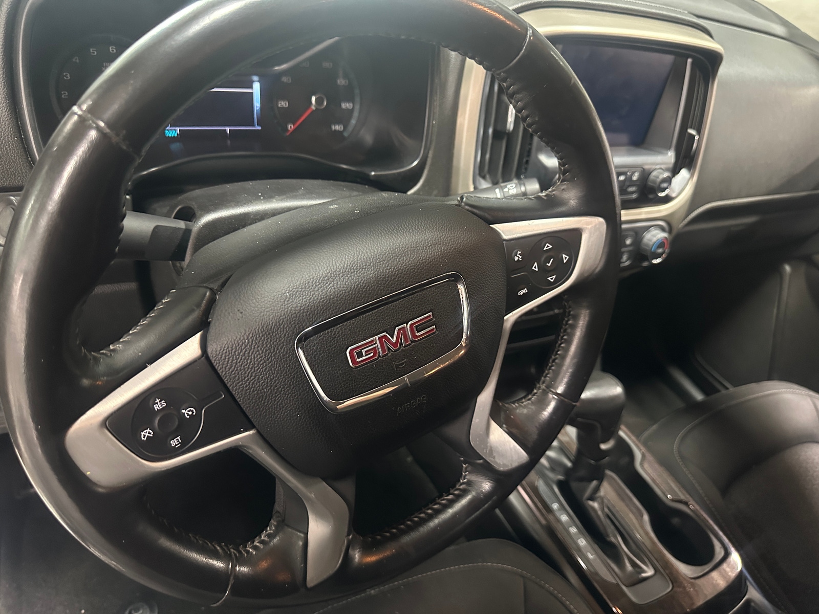 Thumbnail: 2018 GMC Canyon - 5