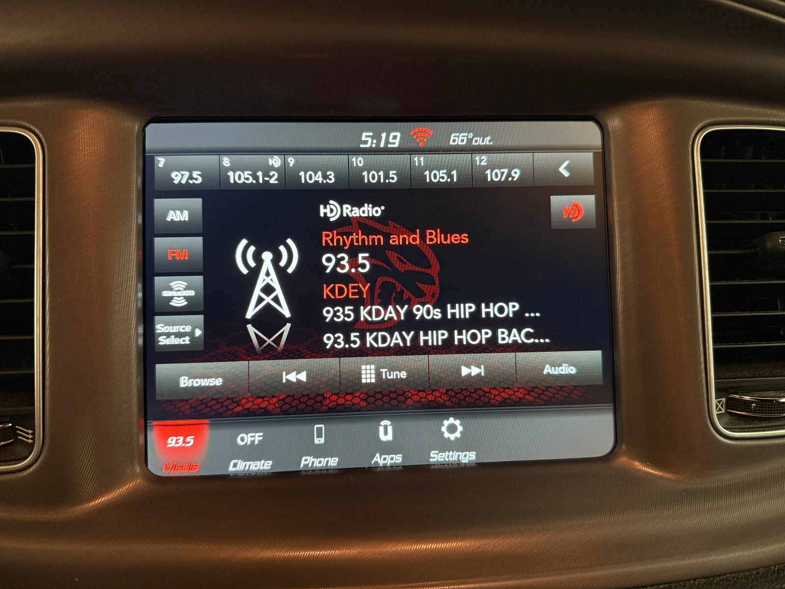 Thumbnail: 2023 Dodge Charger - 4