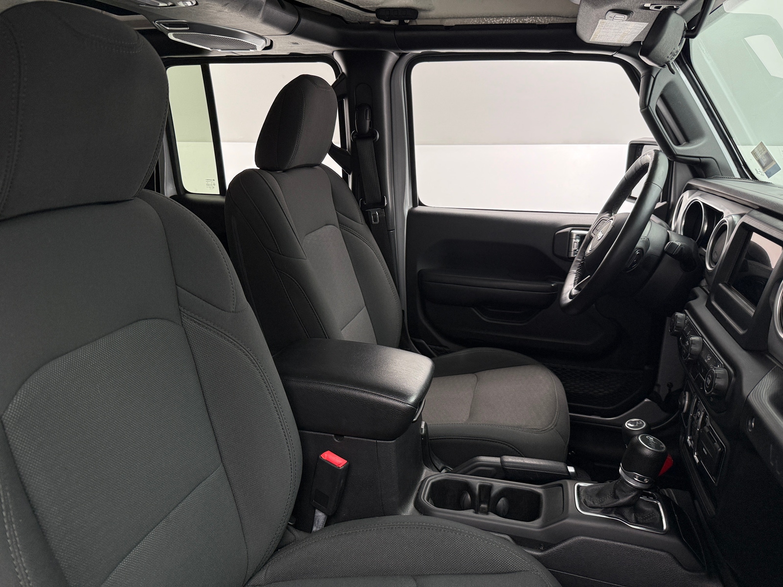 Thumbnail: 2019 Jeep Wrangler - 2