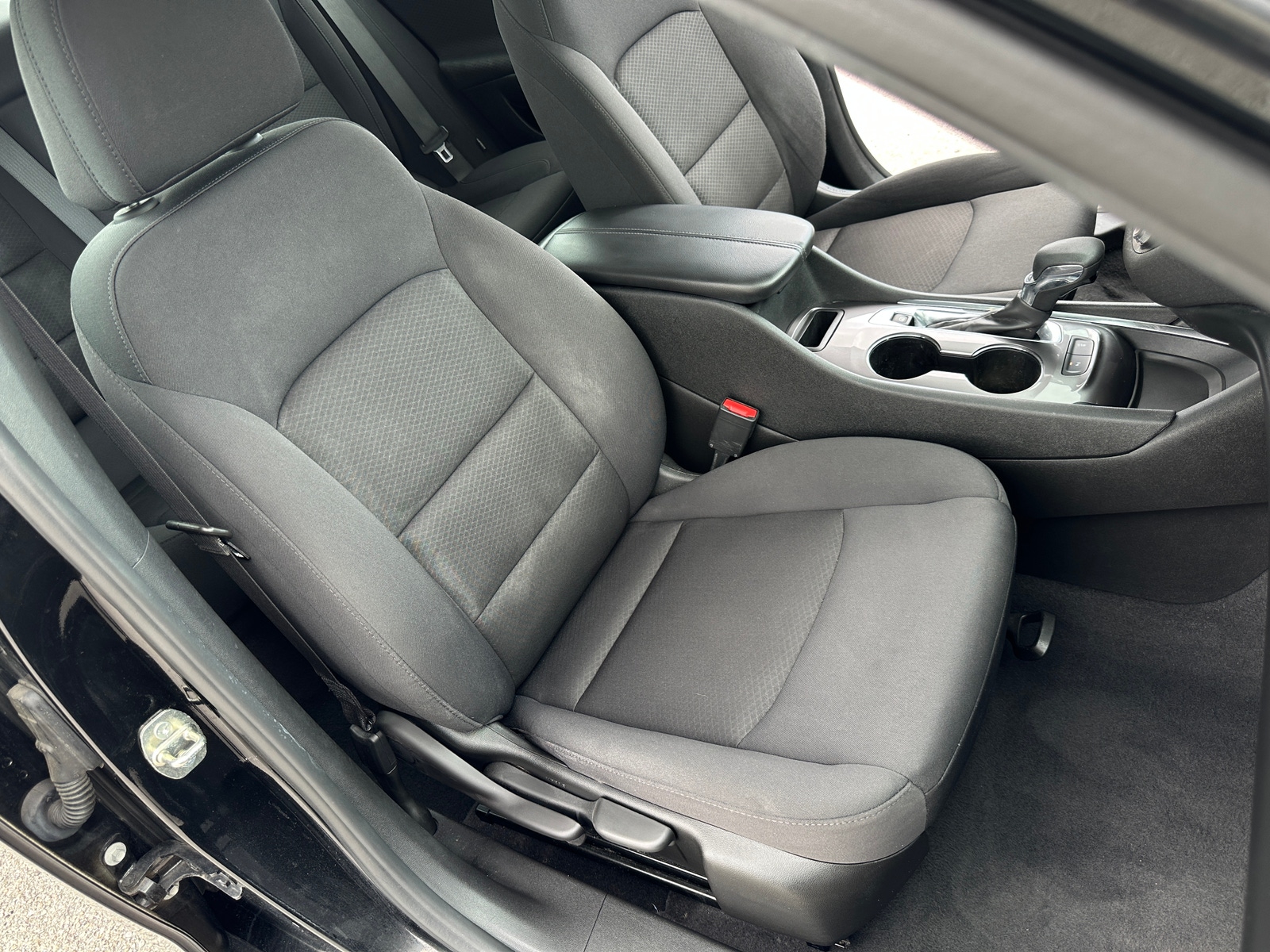 Thumbnail: 2023 Chevrolet Malibu - 2