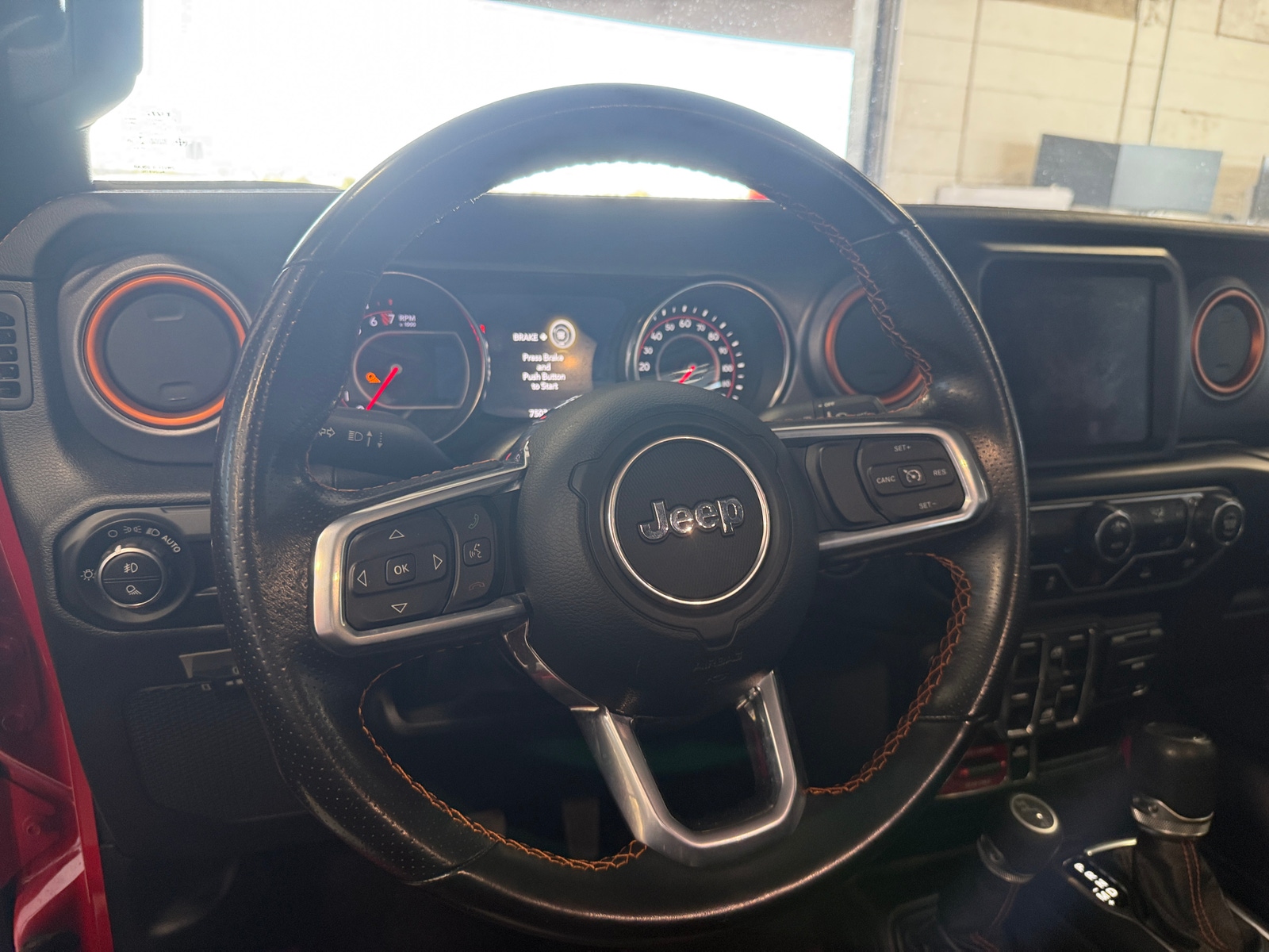 Thumbnail: 2020 Jeep Gladiator - 4