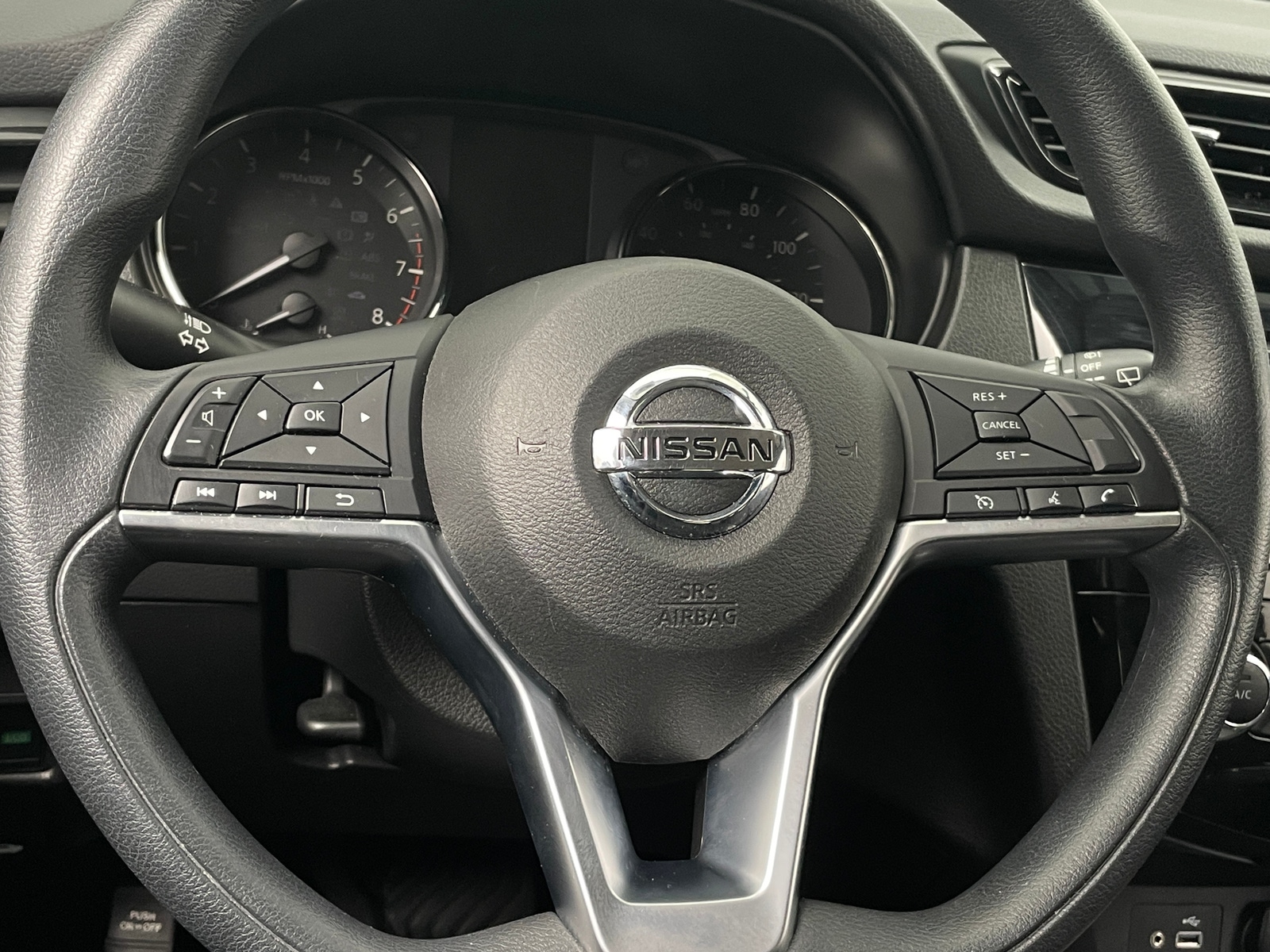Thumbnail: 2019 Nissan Rogue Sport - 5