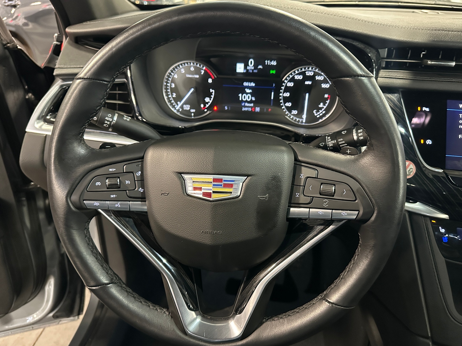 Thumbnail: 2025 Cadillac XT6 - 4