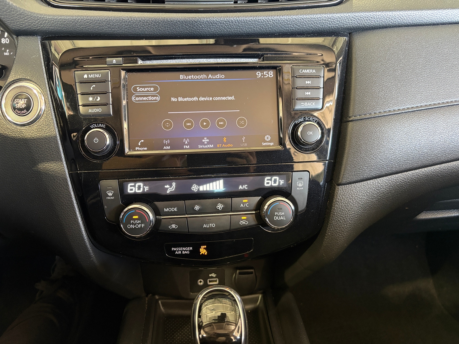 Thumbnail: 2019 Nissan Rogue - 4