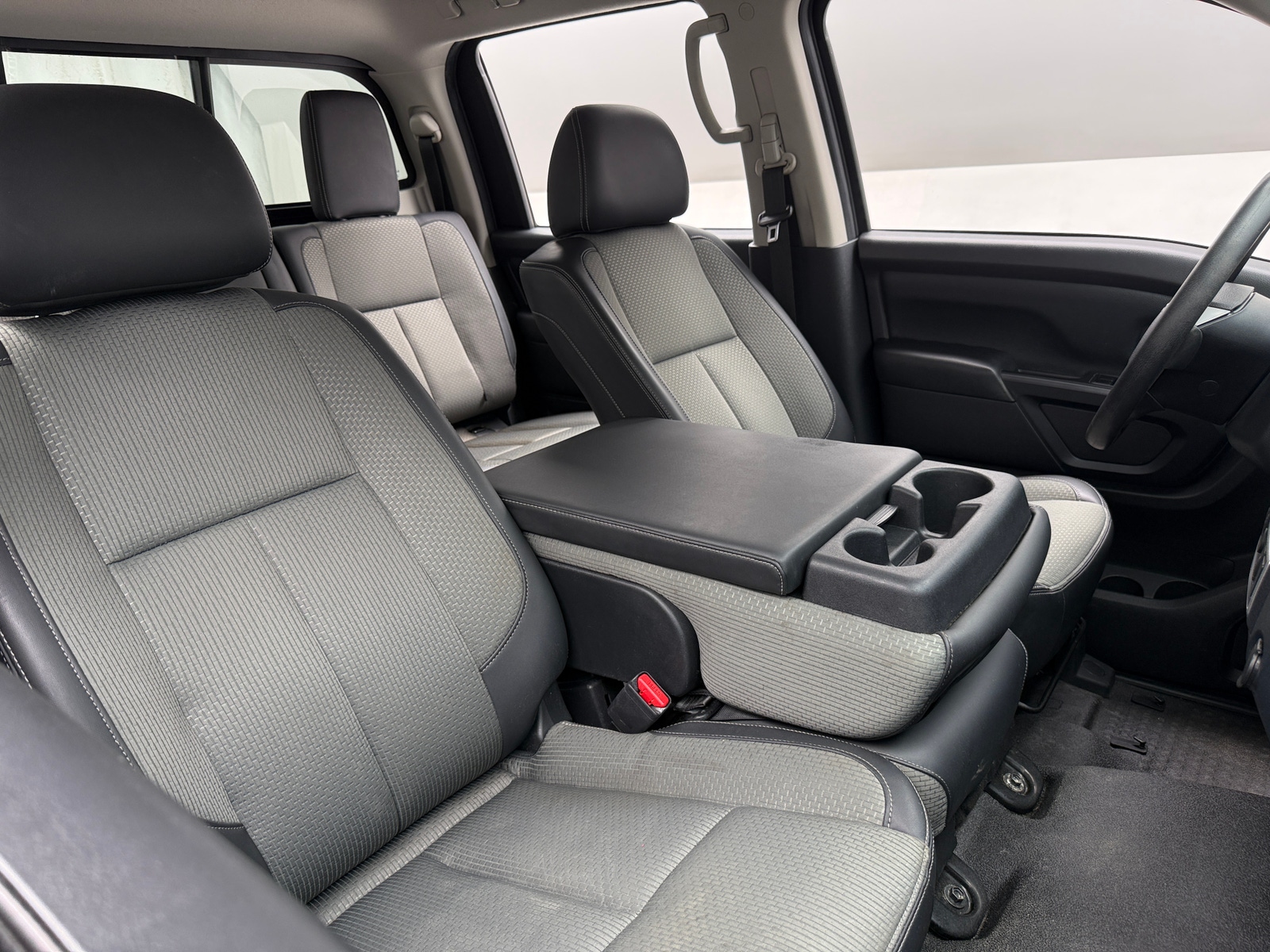 Thumbnail: 2021 Nissan Titan - 2