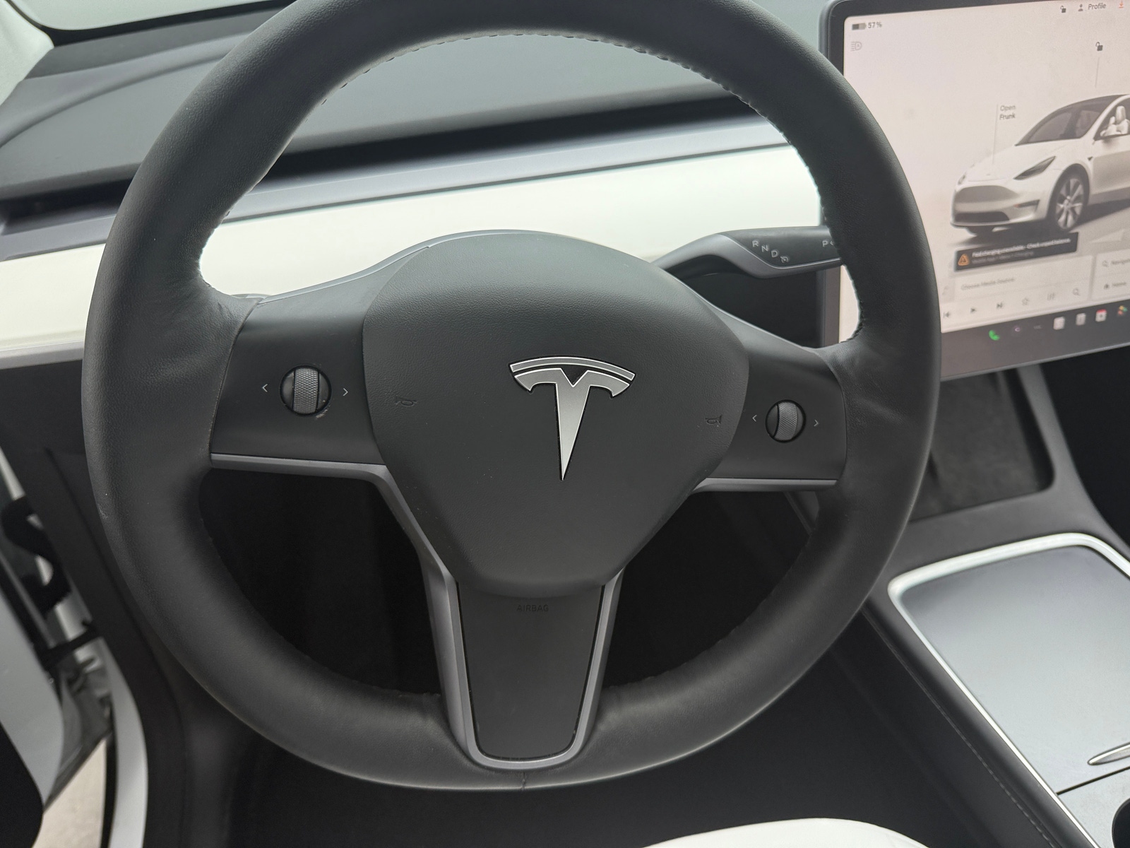 Thumbnail: 2022 Tesla Model Y - 4