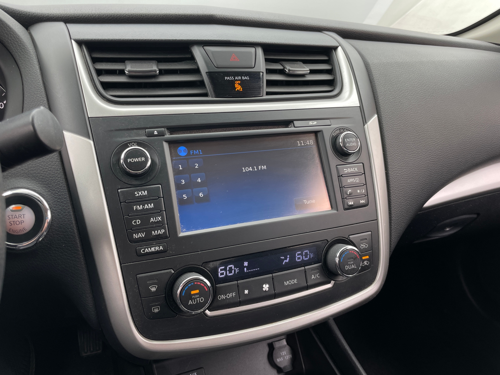 Thumbnail: 2016 Nissan Altima - 4