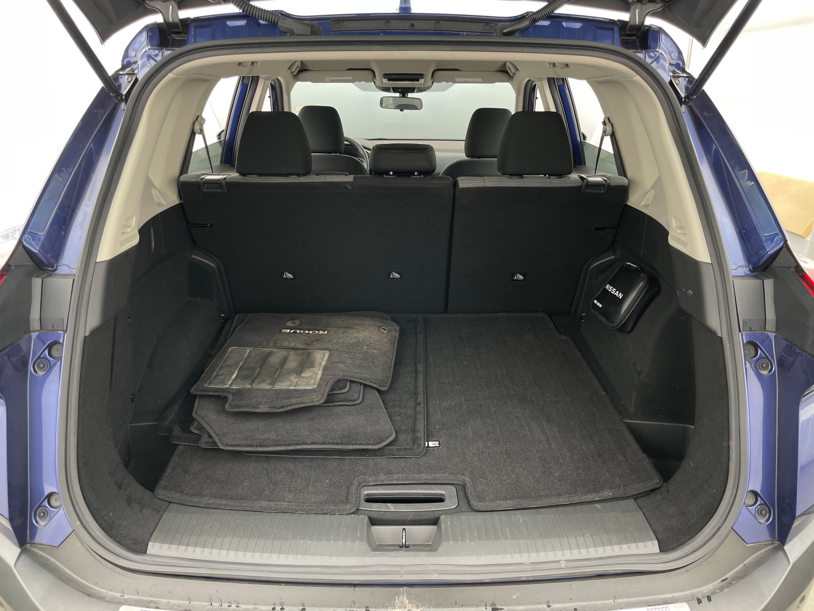 Thumbnail: 2023 Nissan Rogue - 7