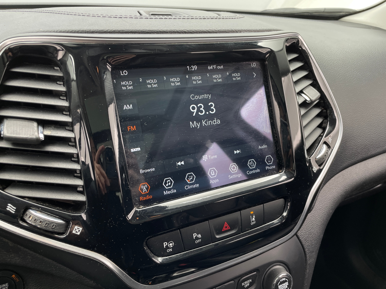 Thumbnail: 2021 Jeep Cherokee - 3
