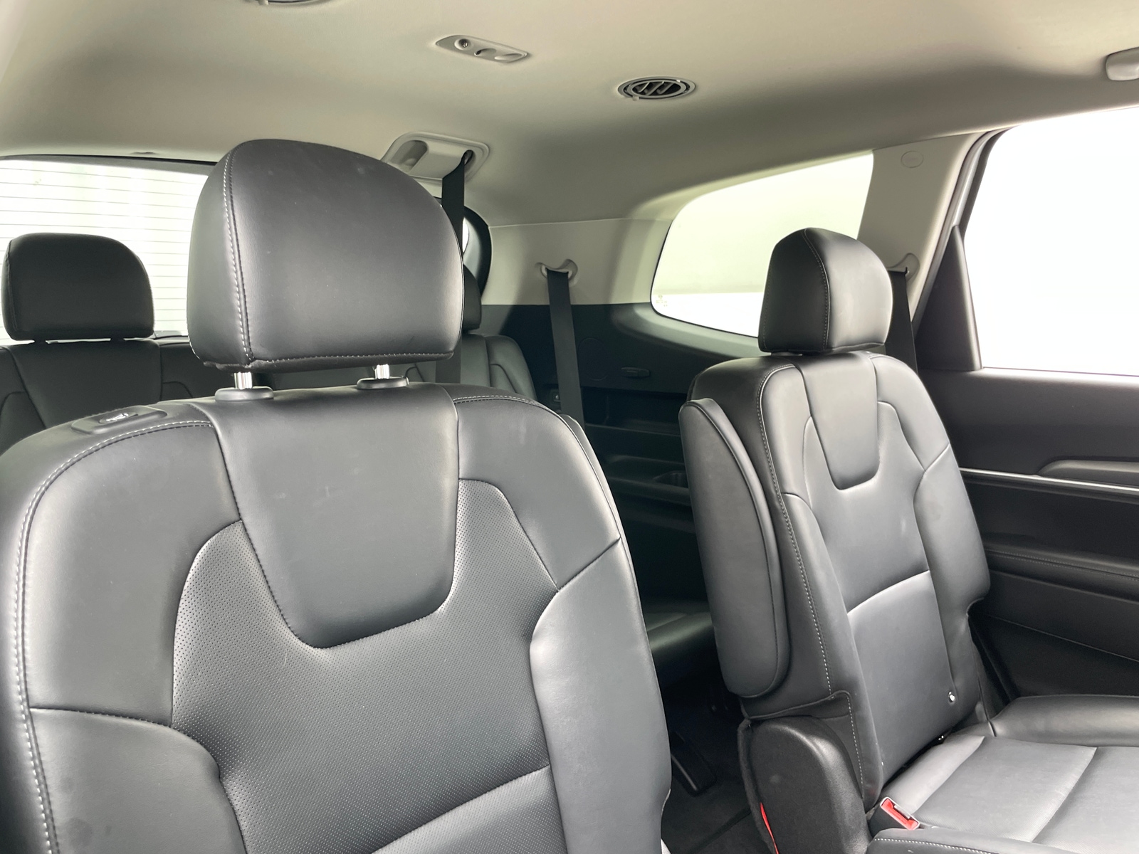 Thumbnail: 2021 Kia Telluride - 6