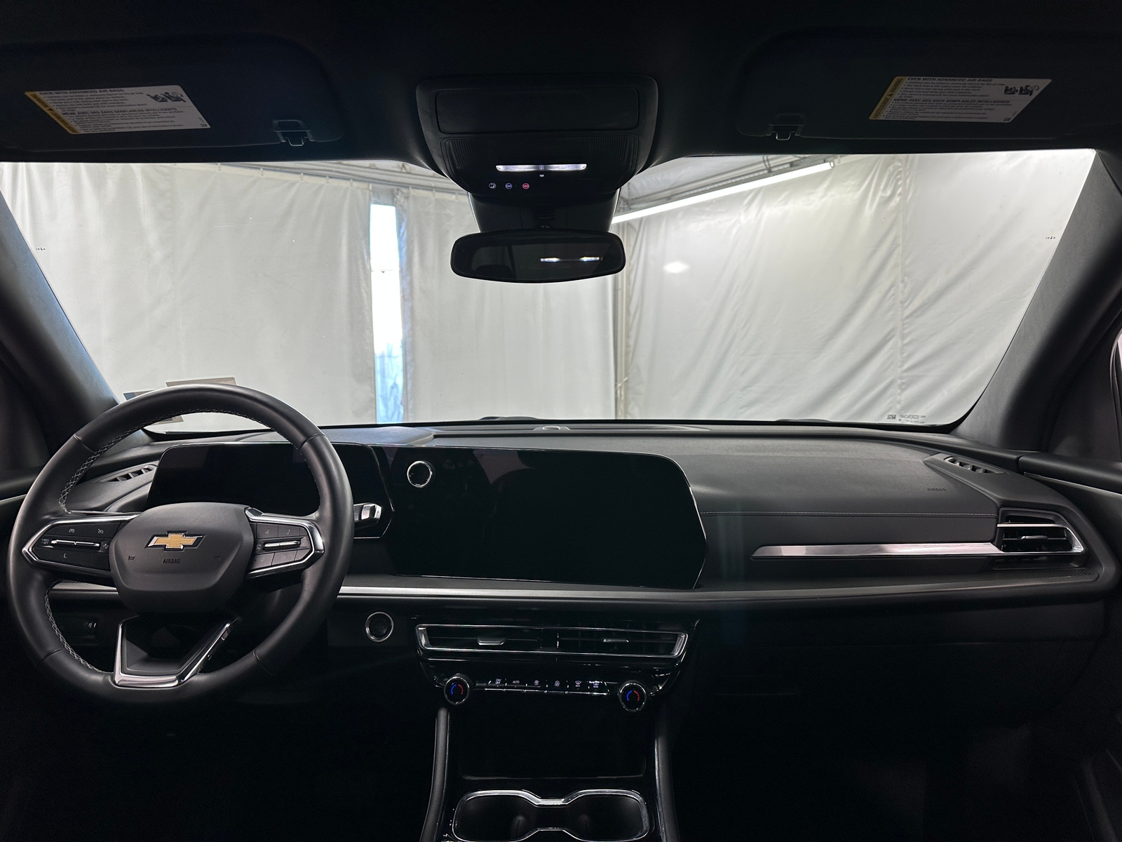Thumbnail: 2024 Chevrolet Traverse - 3