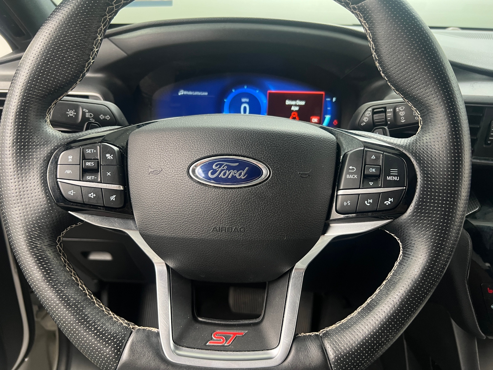 Thumbnail: 2021 Ford Explorer - 4