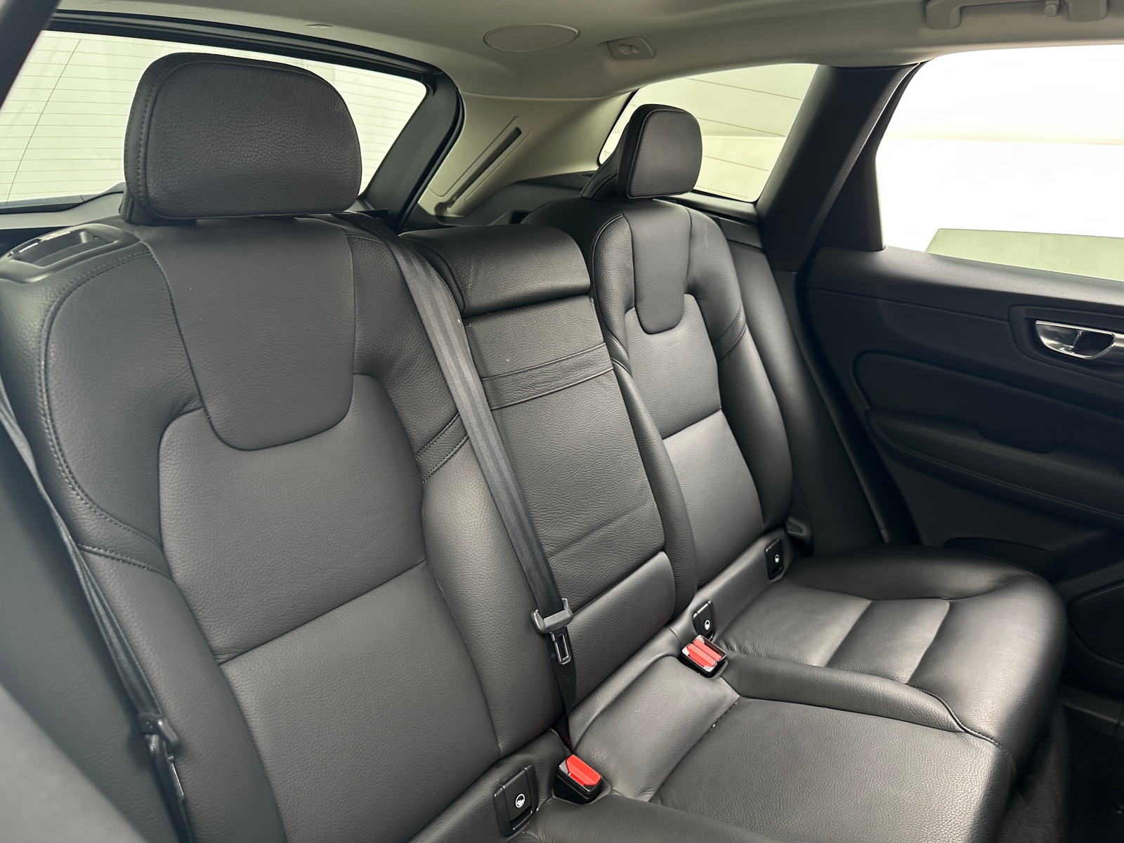 Thumbnail: 2020 Volvo XC60 - 5