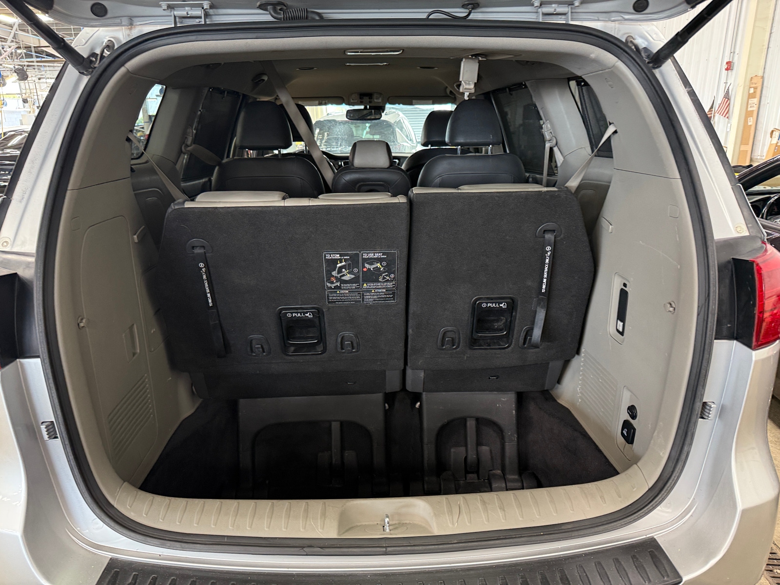 Thumbnail: 2016 Kia Sedona - 6