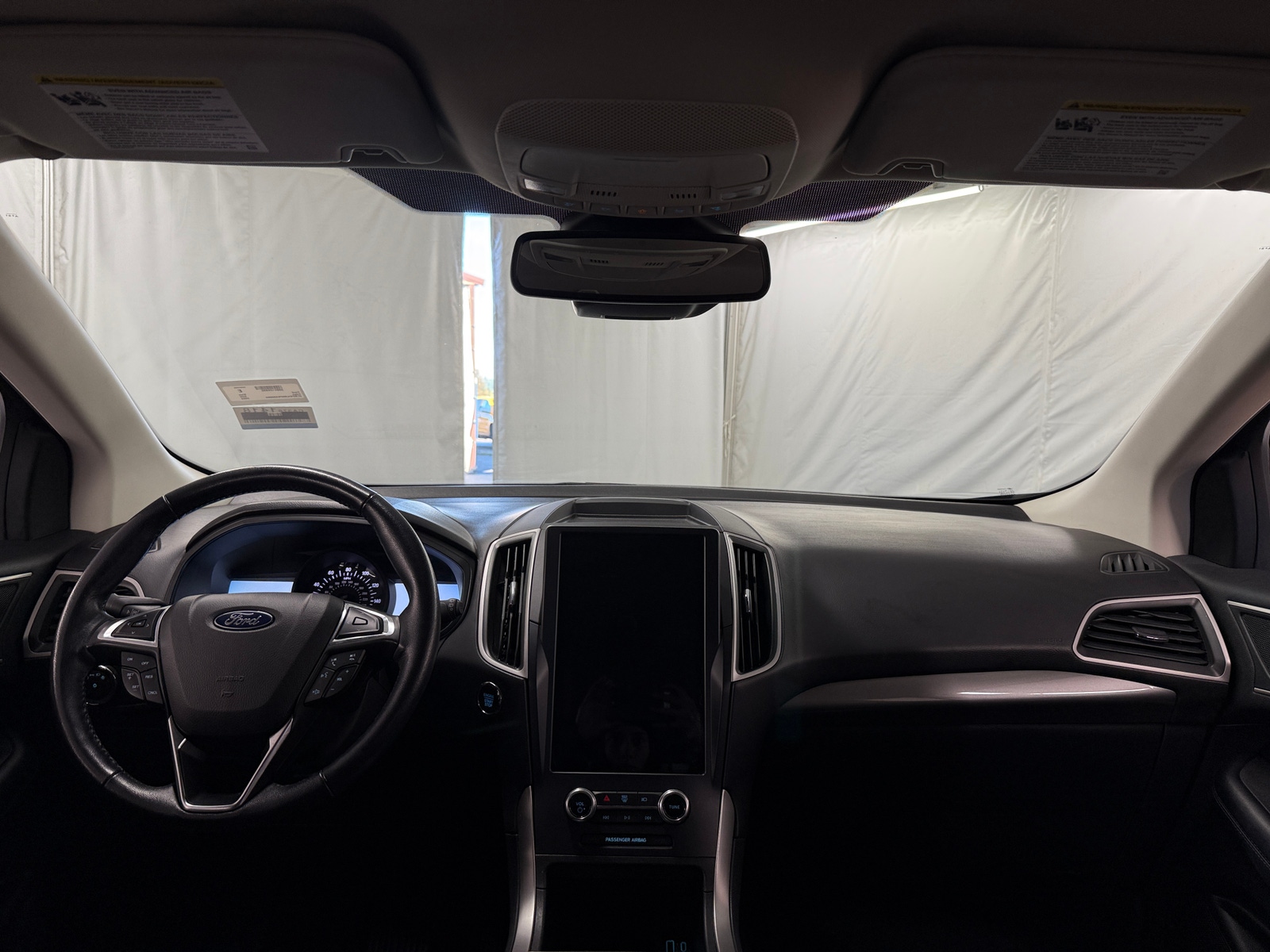 Thumbnail: 2023 Ford Edge - 2