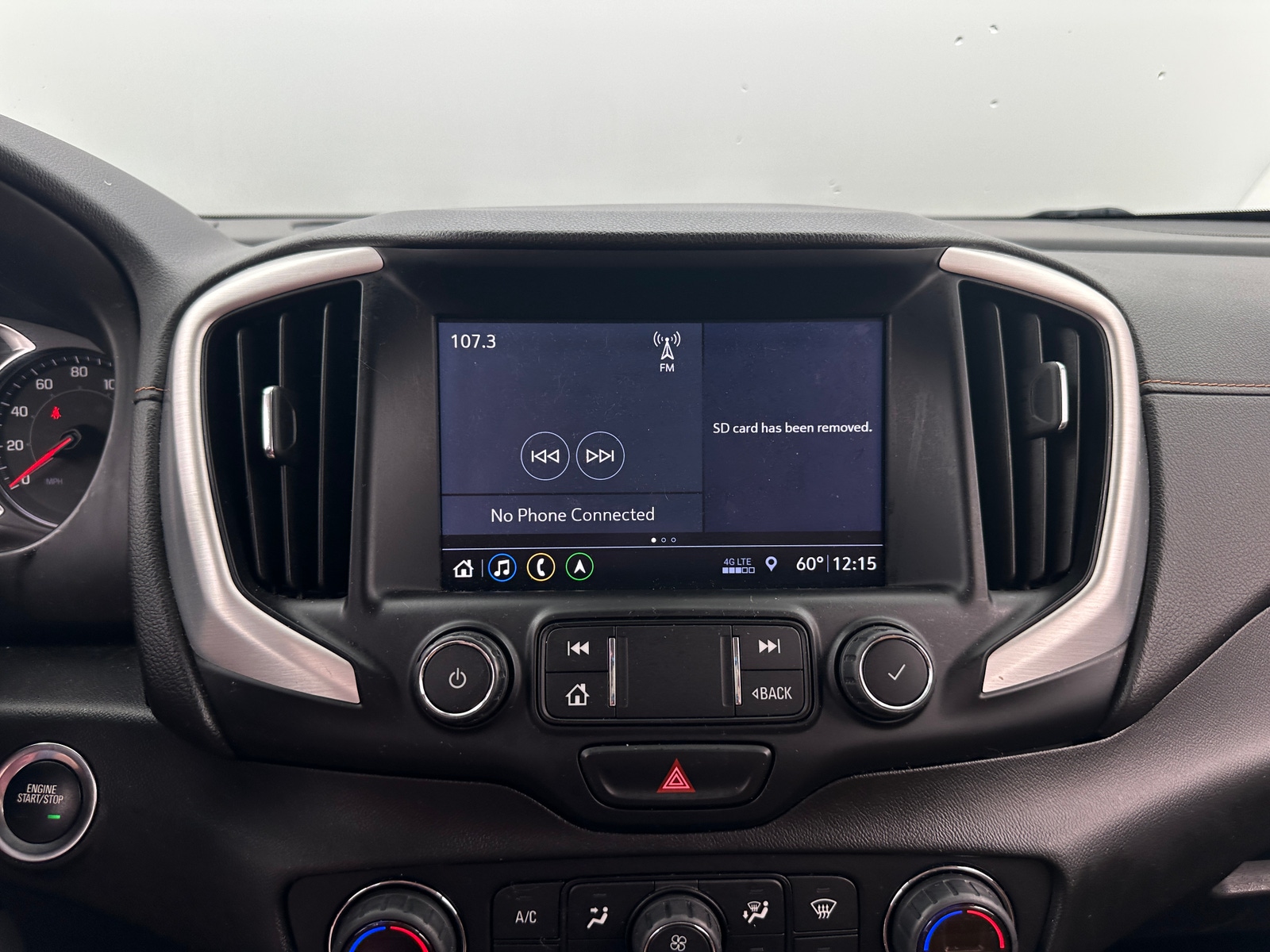 Thumbnail: 2020 GMC Terrain - 3