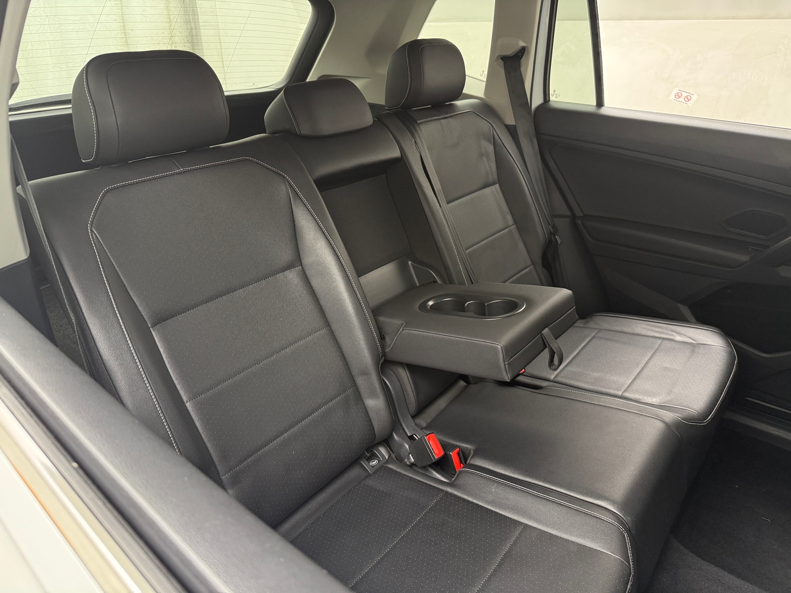 Thumbnail: 2021 Volkswagen Tiguan - 5