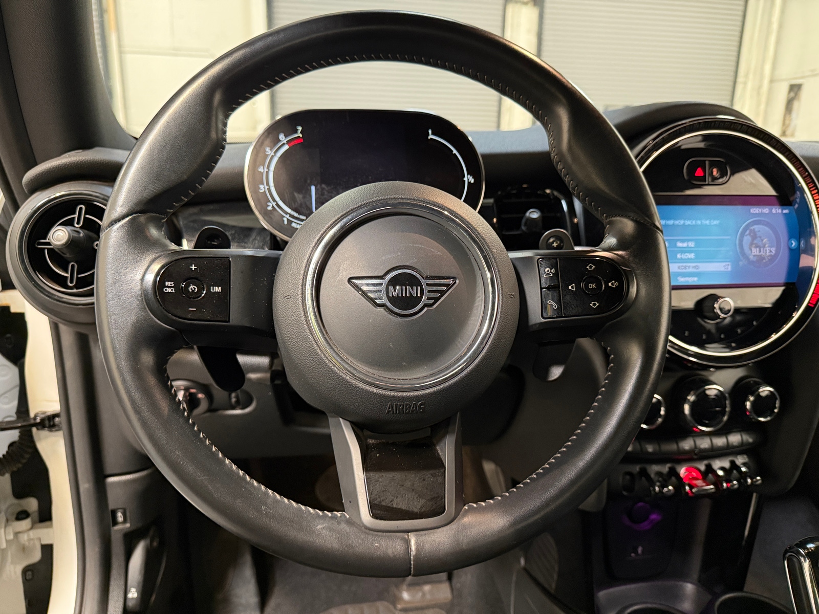 Thumbnail: 2024 MINI Cooper Convertible - 4