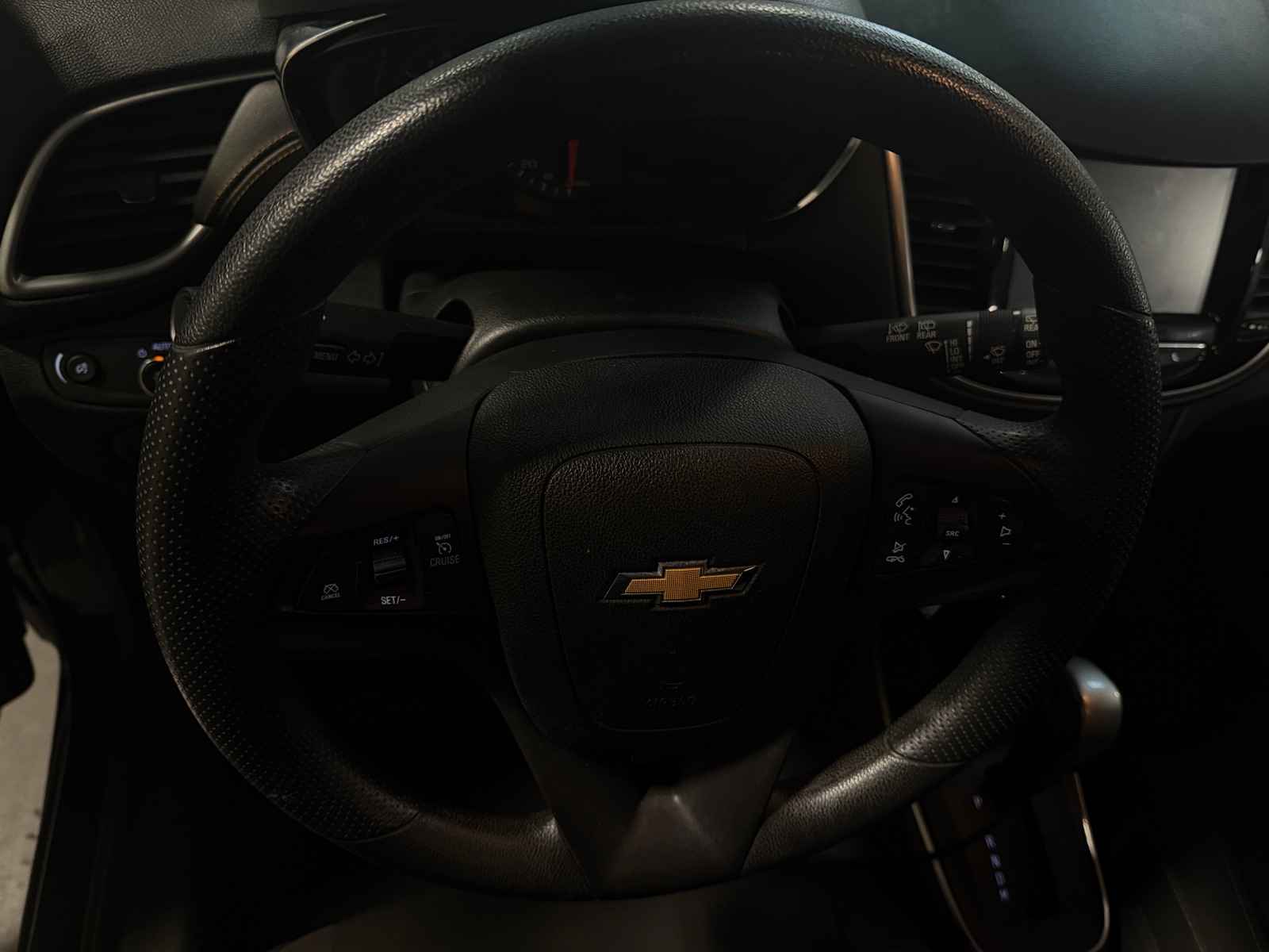 Thumbnail: 2017 Chevrolet Trax - 5