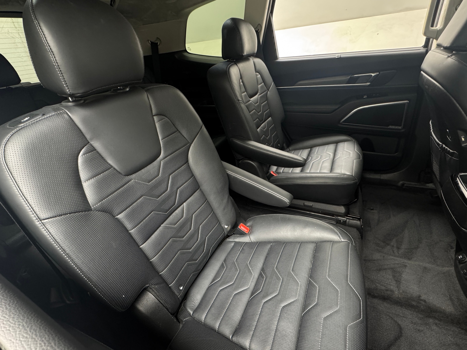 Thumbnail: 2022 Kia Telluride - 5