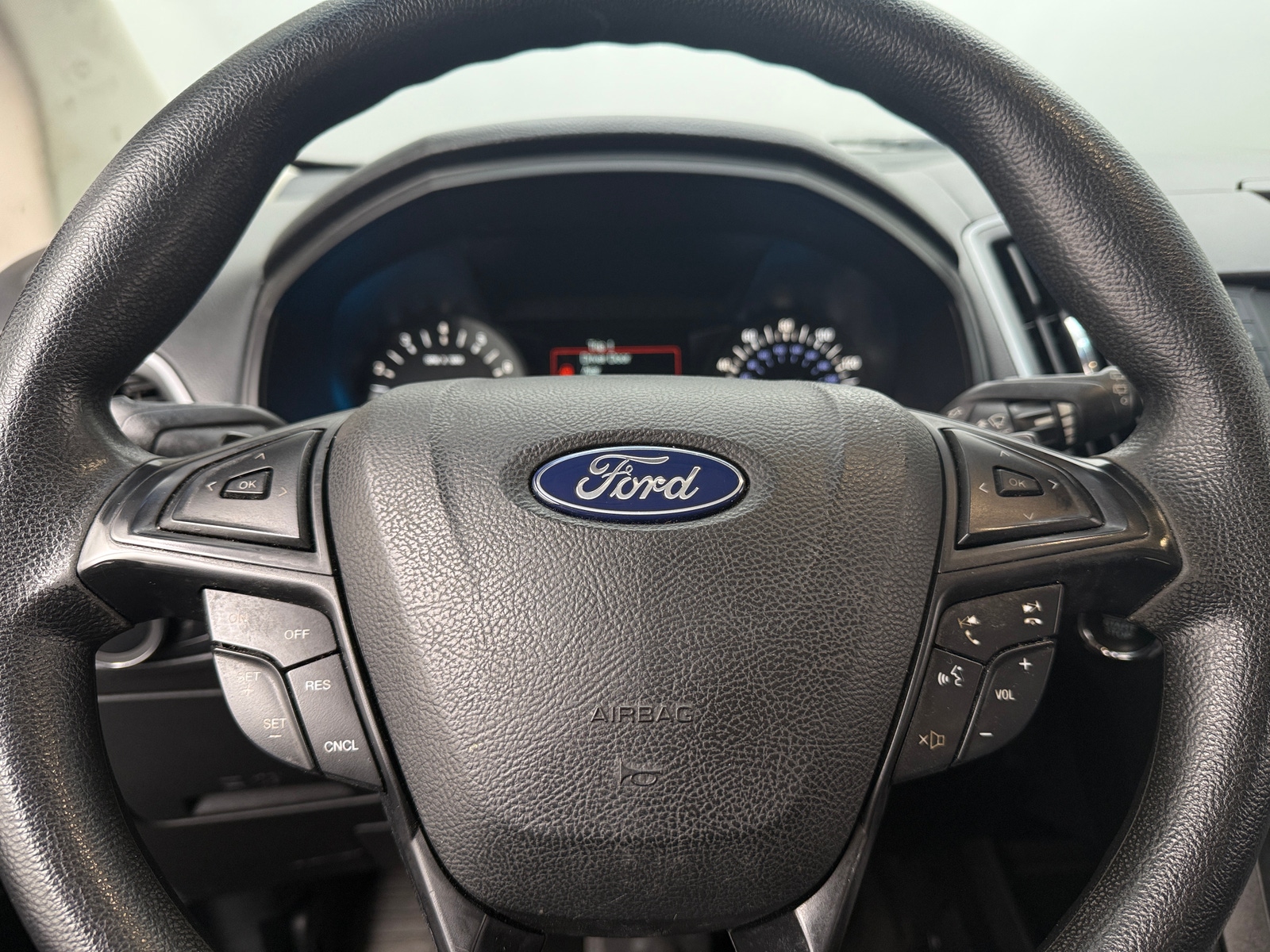 Thumbnail: 2018 Ford Edge - 5