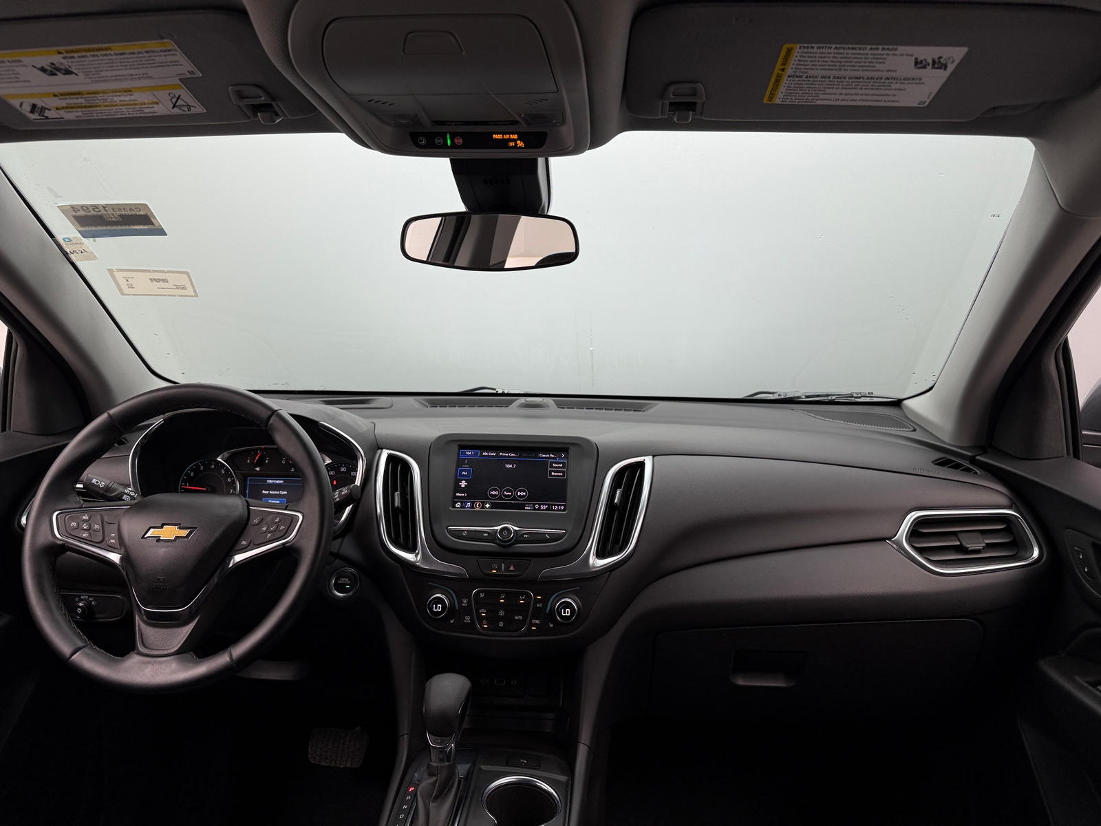 Thumbnail: 2023 Chevrolet Equinox - 3