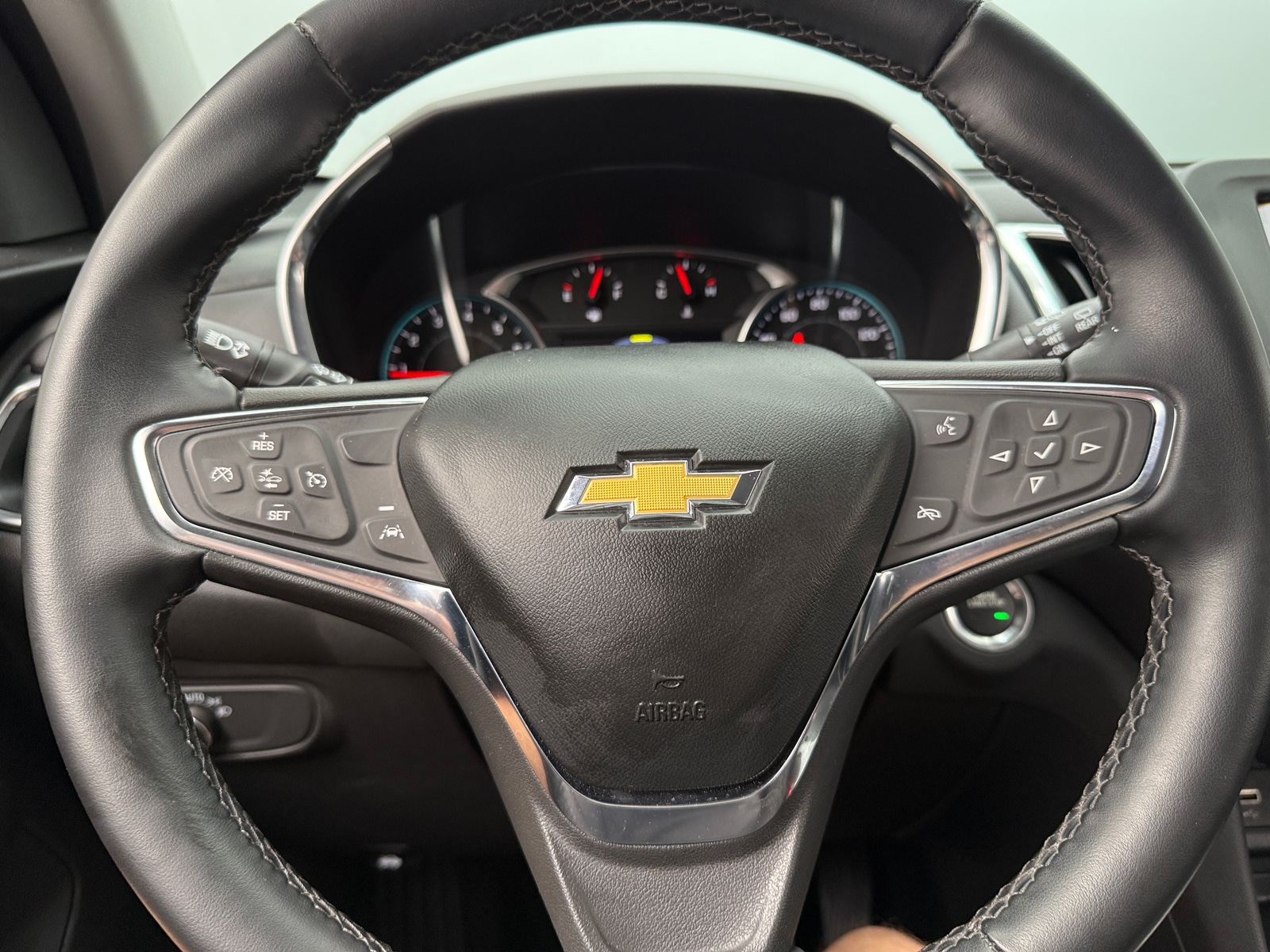 Thumbnail: 2023 Chevrolet Equinox - 5