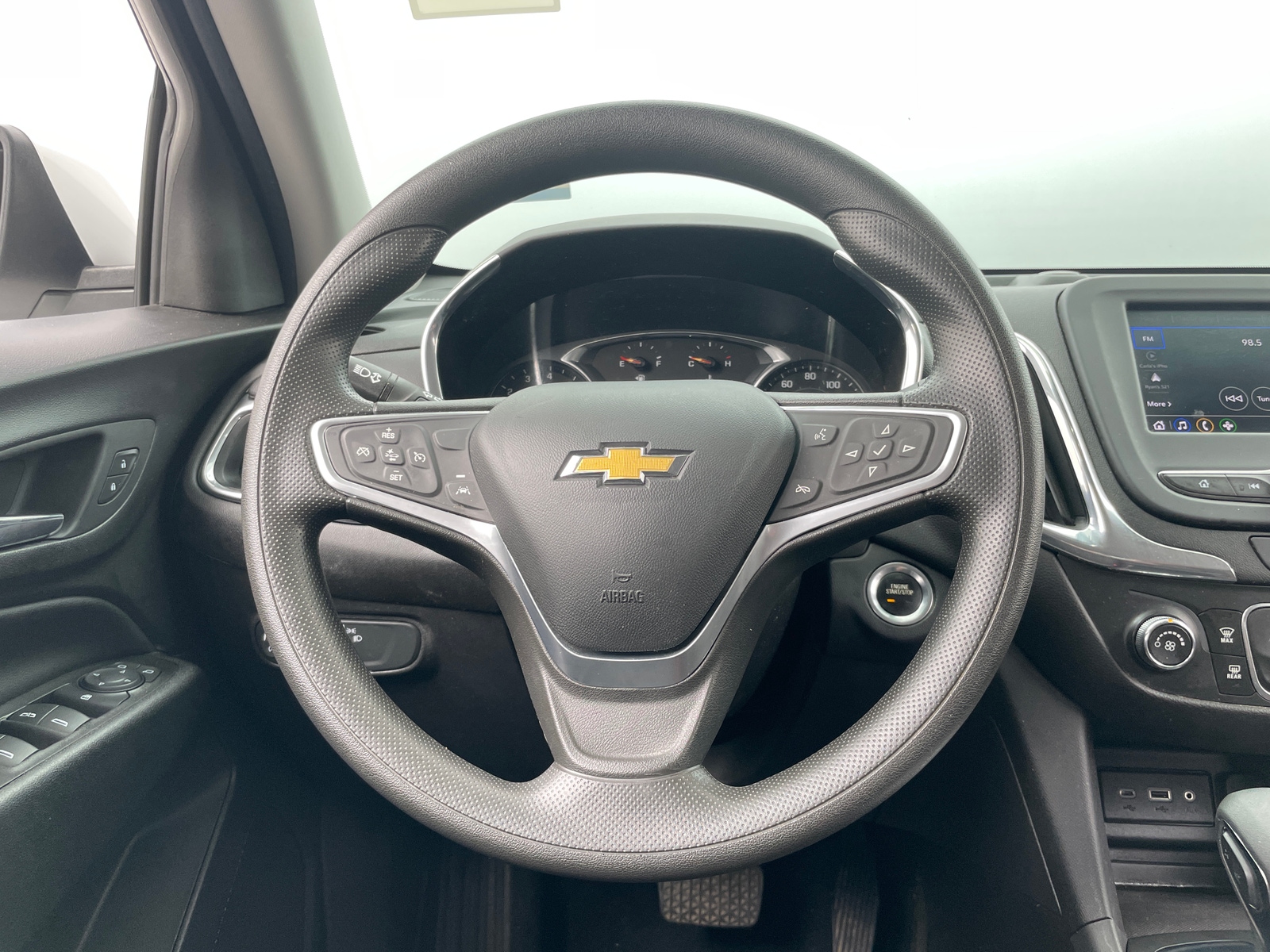 Thumbnail: 2023 Chevrolet Equinox - 5
