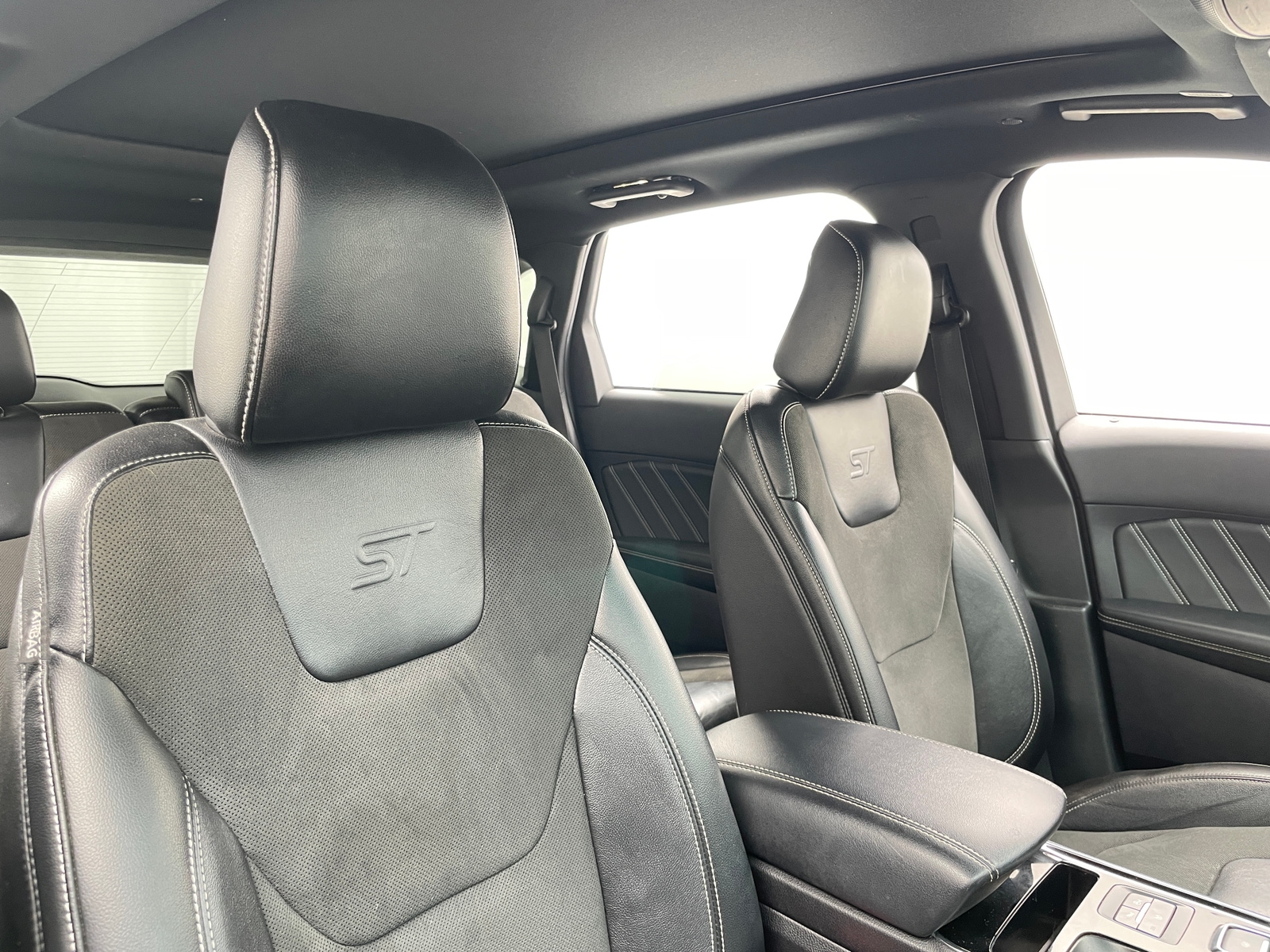 Thumbnail: 2020 Ford Edge - 2