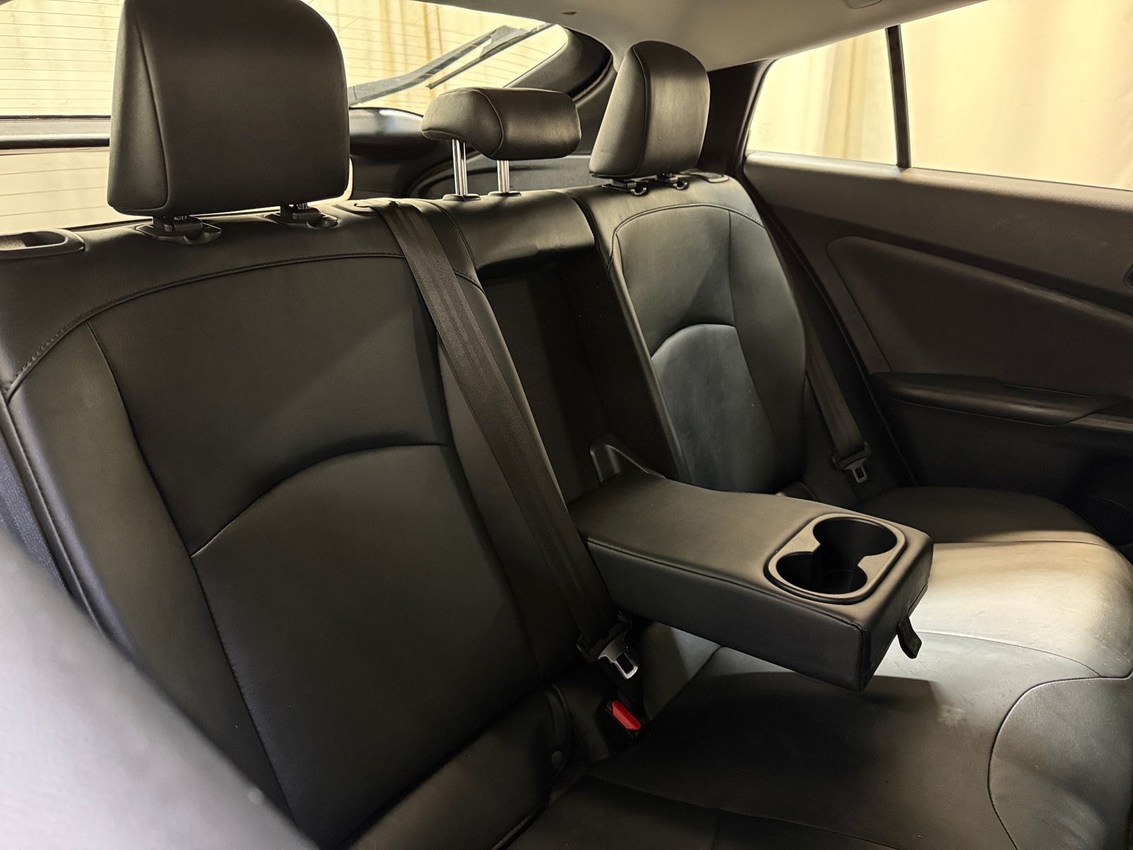 Thumbnail: 2019 Toyota Prius - 5