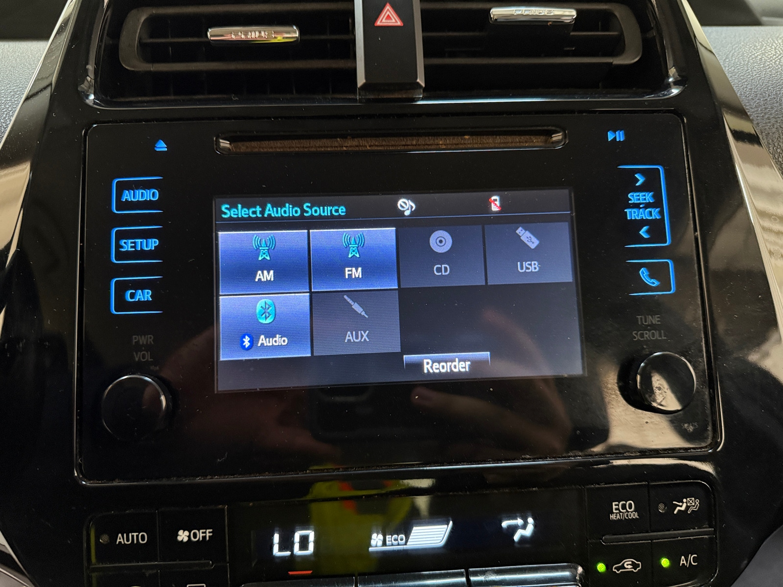 Thumbnail: 2019 Toyota Prius - 3