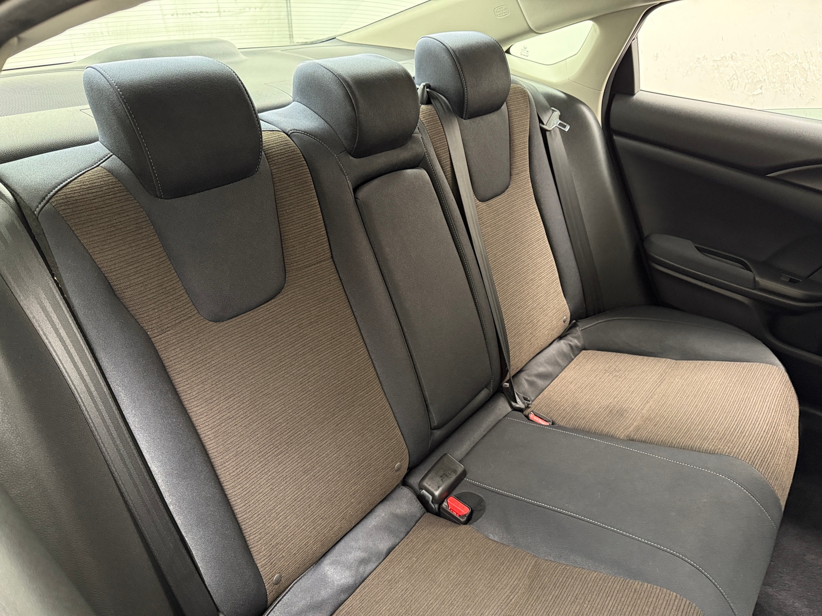 Thumbnail: 2019 Honda Insight - 6